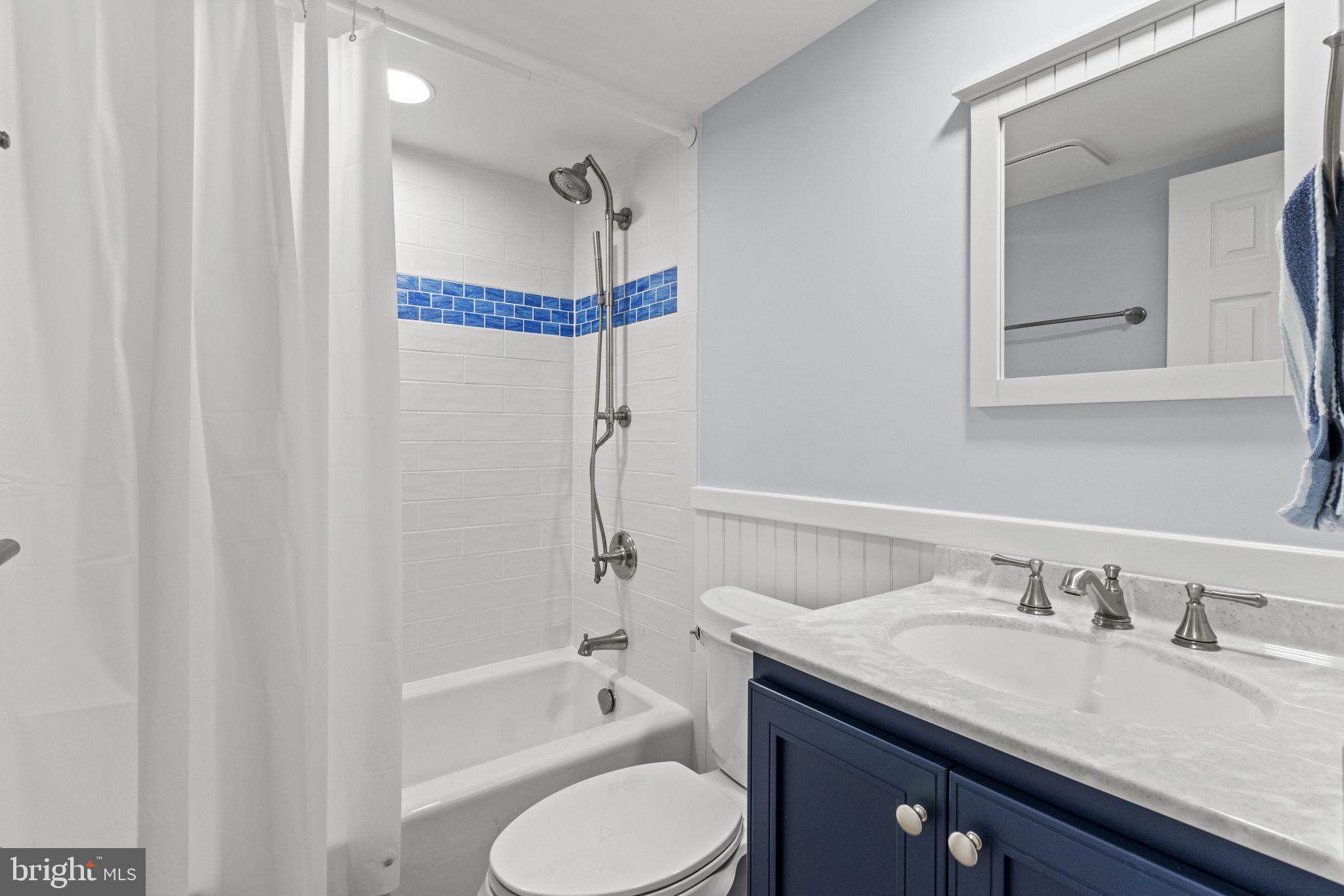 2156 CHESAPEAKE HARBOUR DRIVE