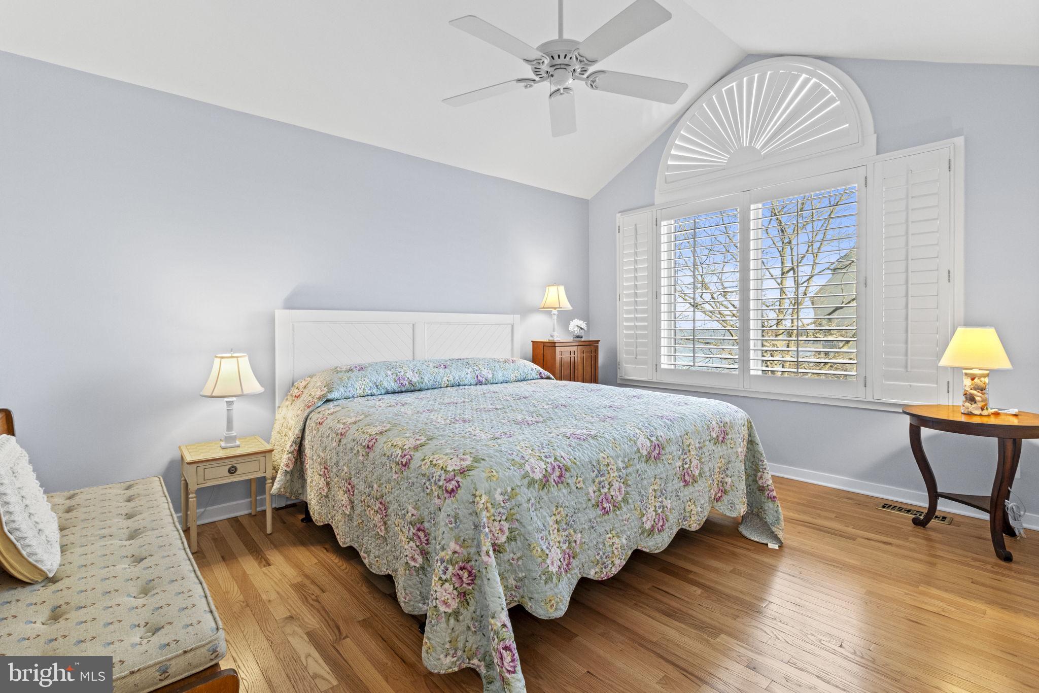 2156 CHESAPEAKE HARBOUR DRIVE