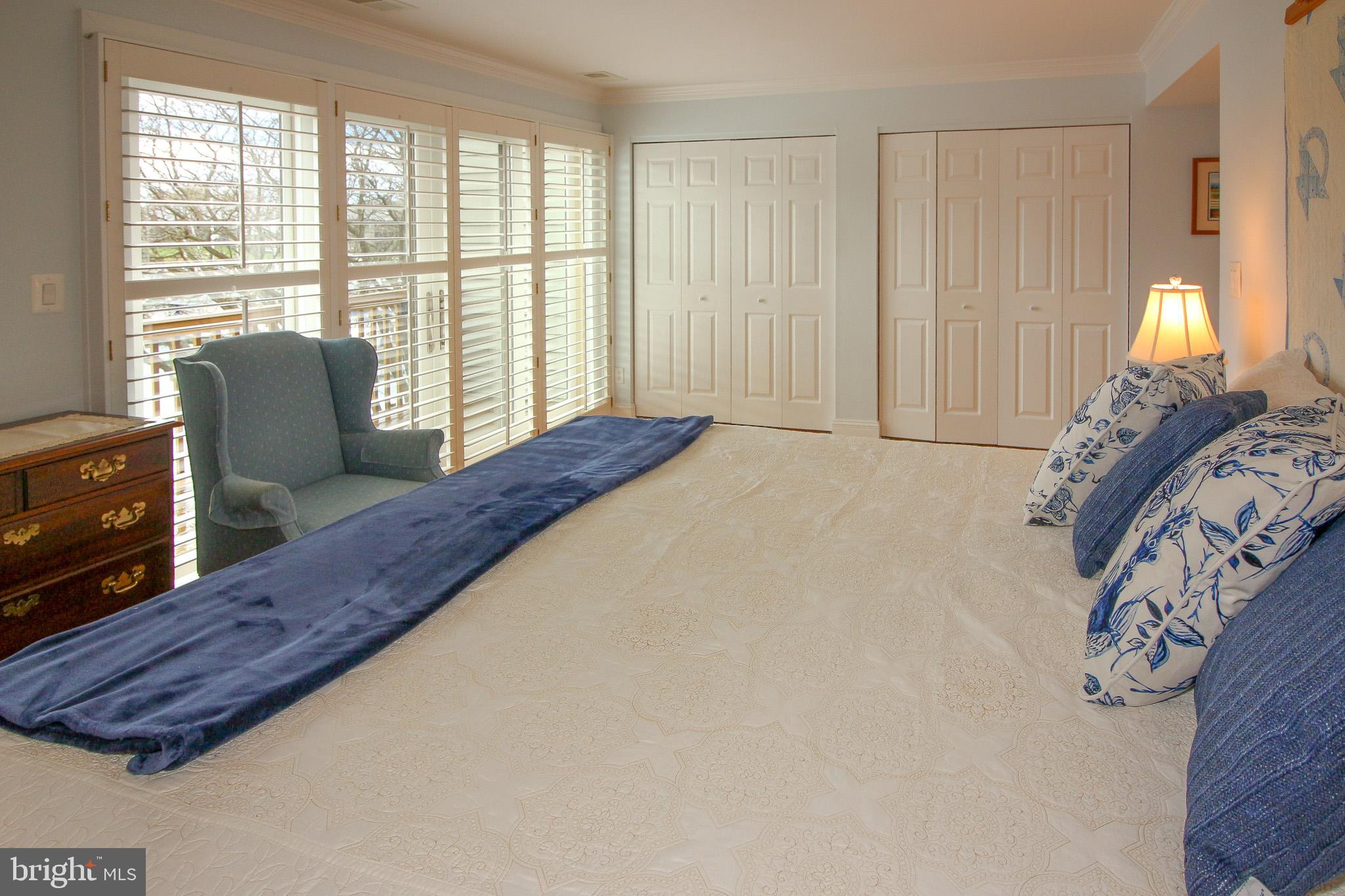 2156 CHESAPEAKE HARBOUR DRIVE