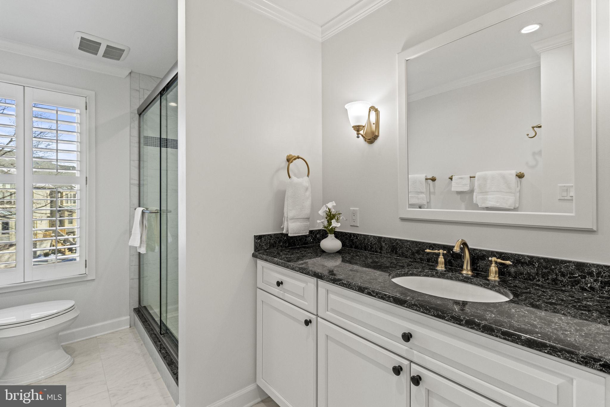 2156 CHESAPEAKE HARBOUR DRIVE