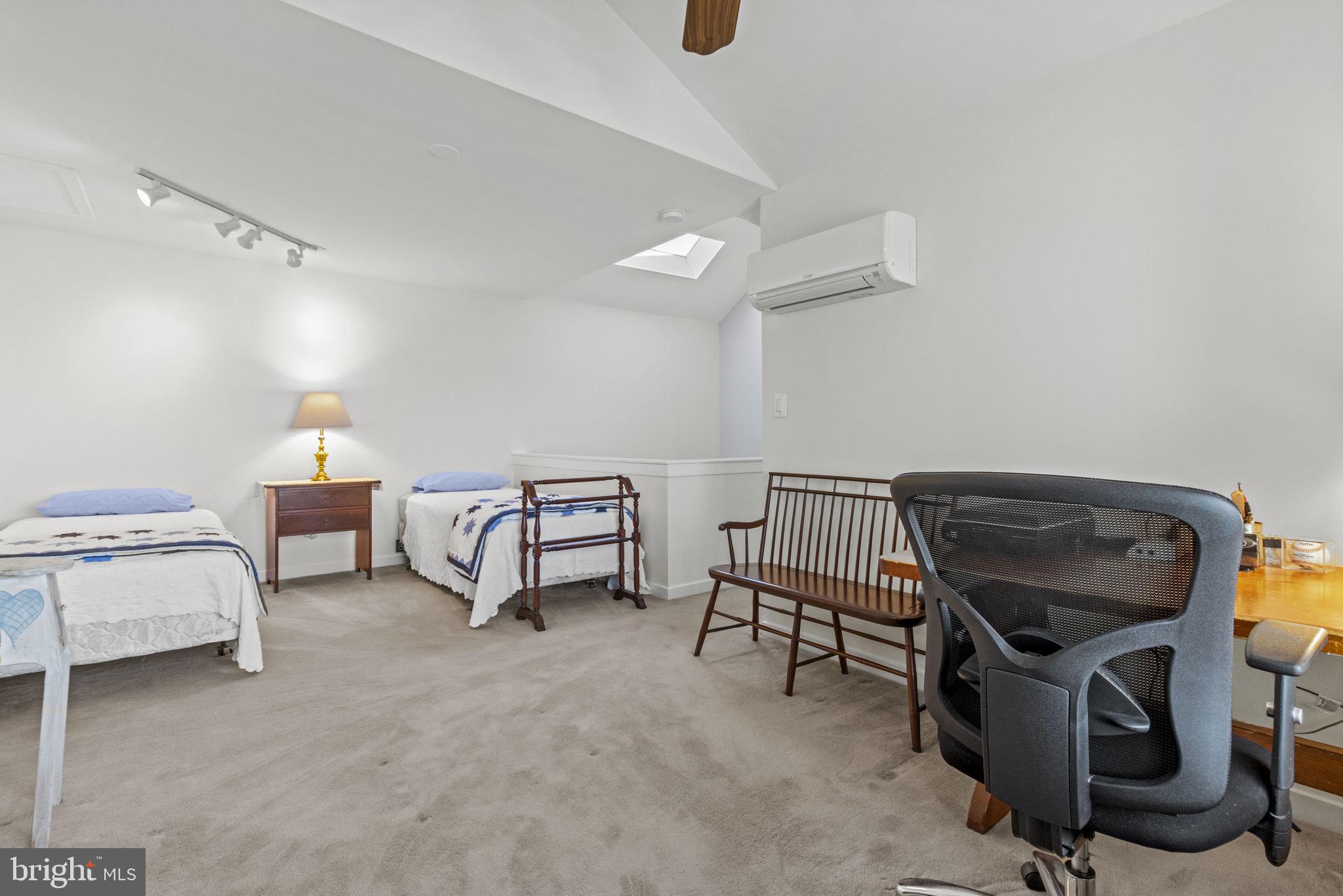 2156 CHESAPEAKE HARBOUR DRIVE