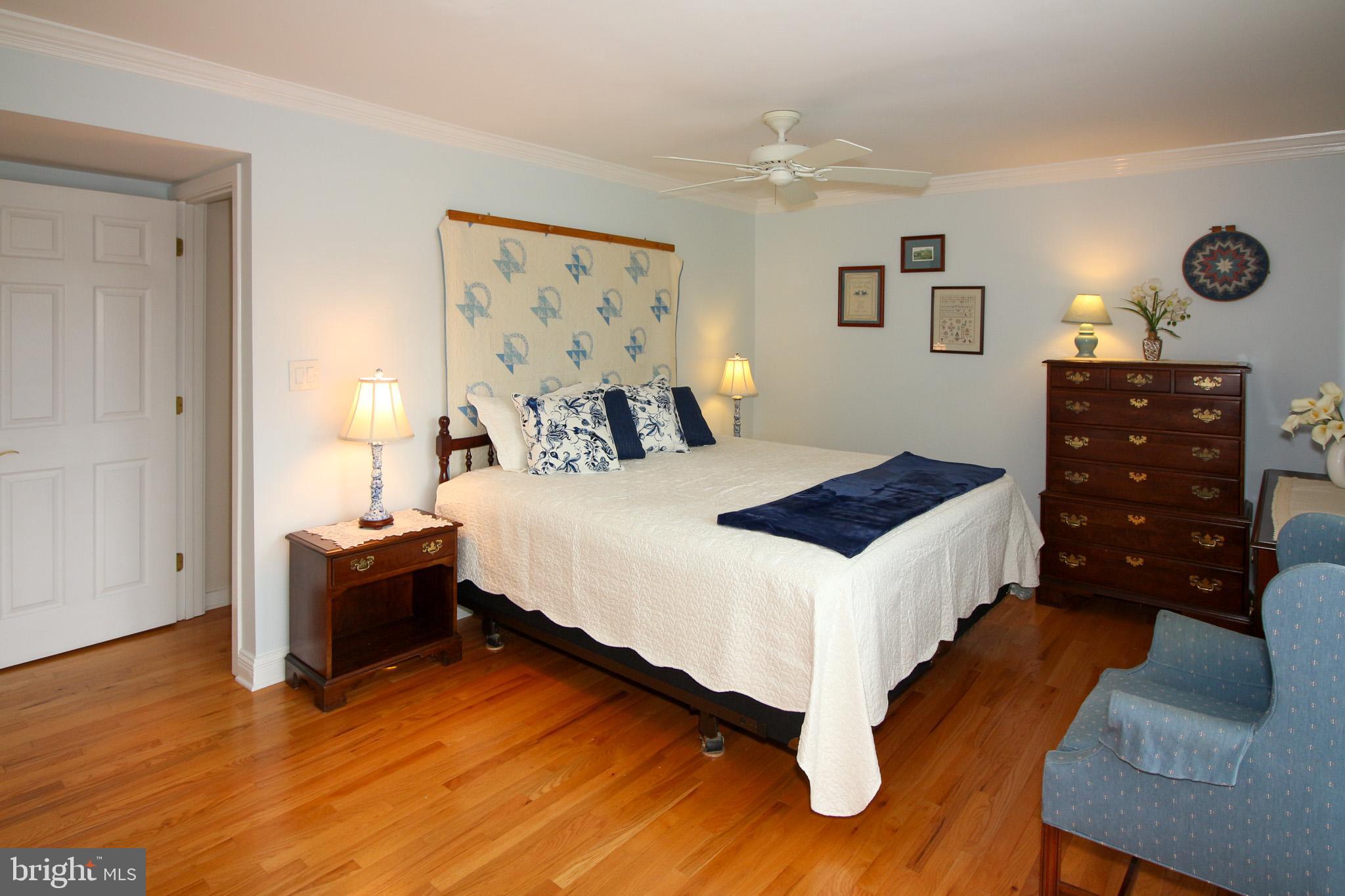 2156 CHESAPEAKE HARBOUR DRIVE