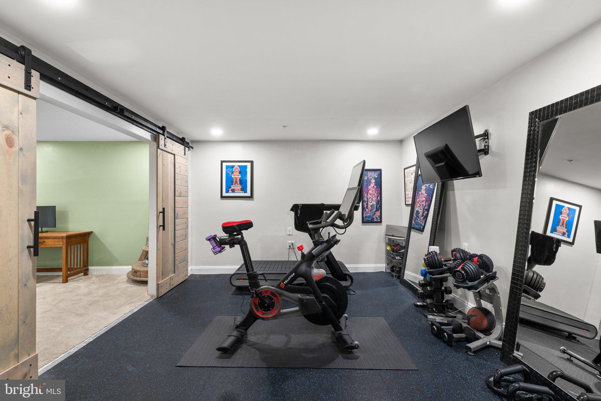 823 CHESTNUT TREE DRIVE