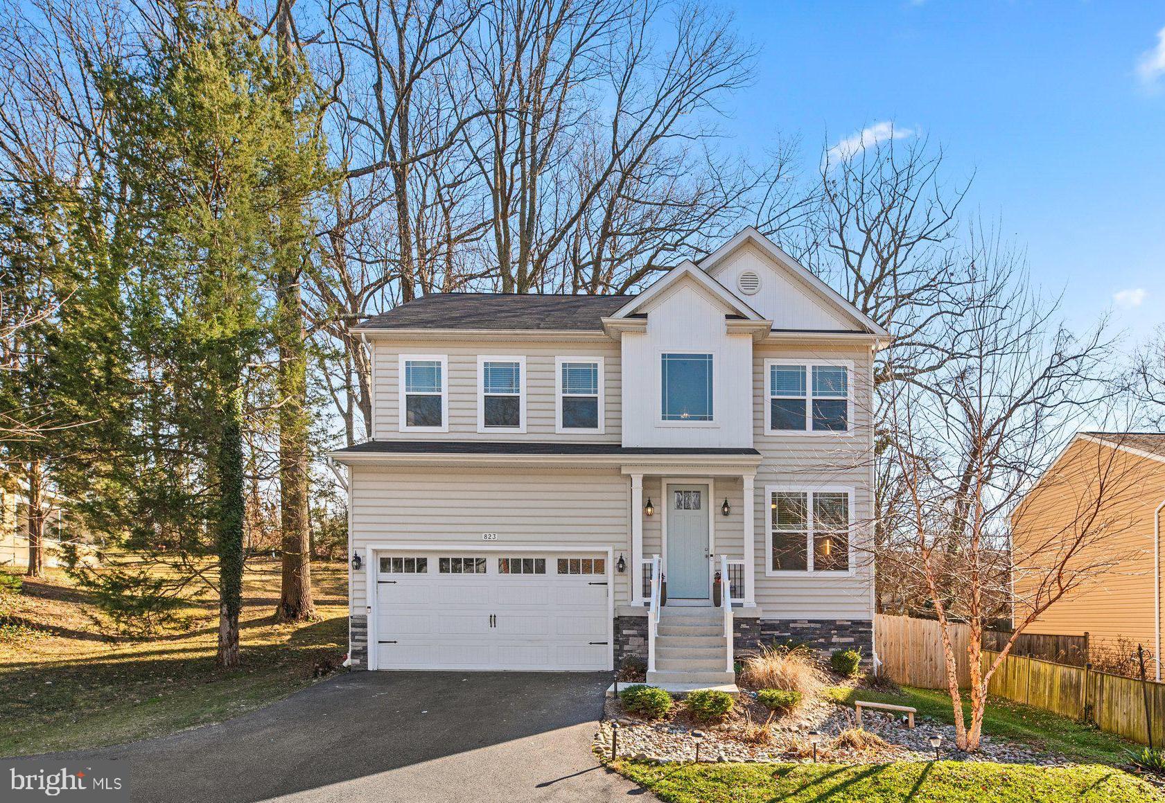 823 CHESTNUT TREE DRIVE