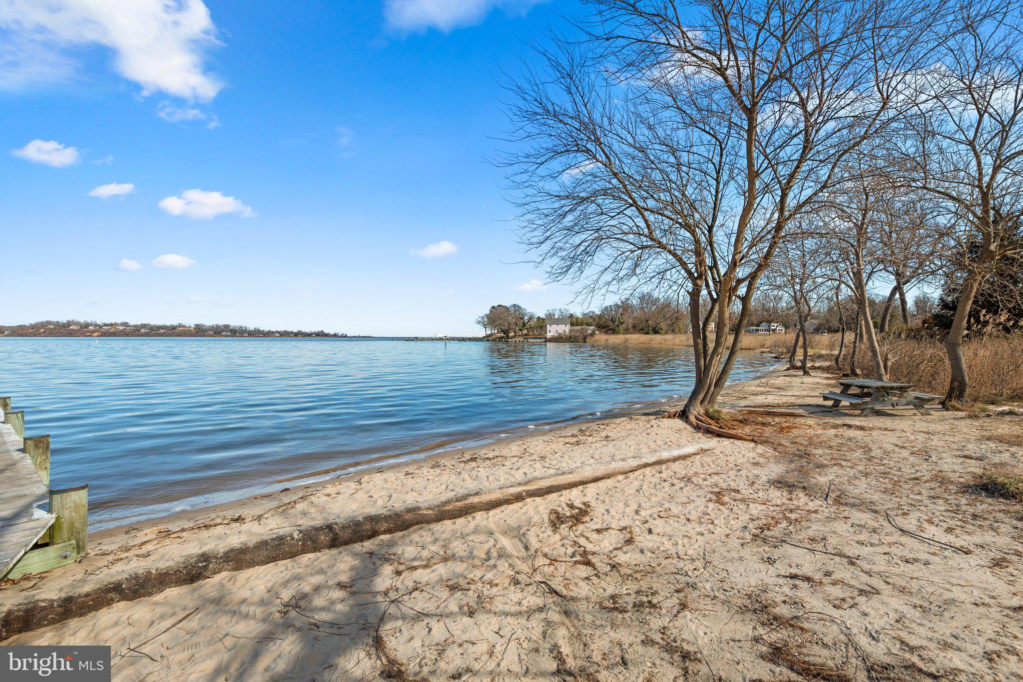 823 CHESTNUT TREE DRIVE