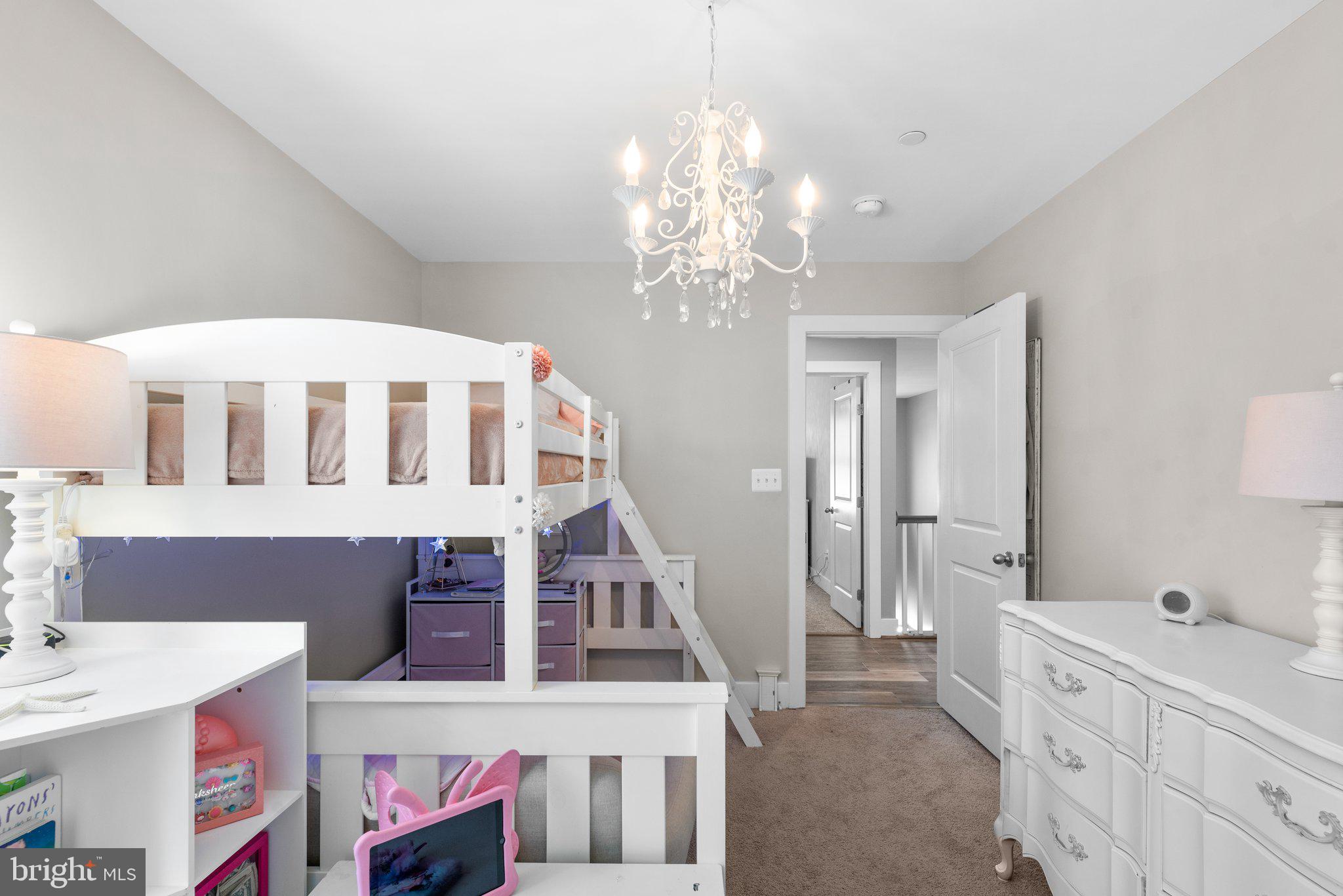 823 CHESTNUT TREE DRIVE