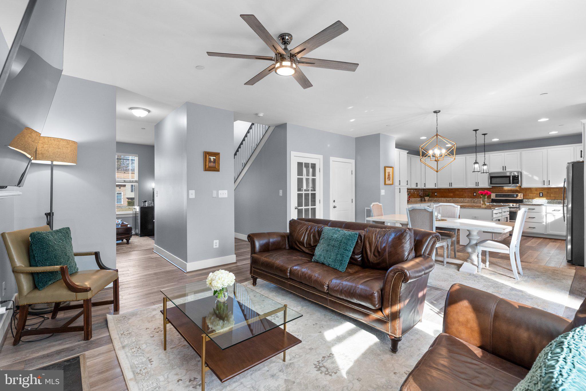 823 CHESTNUT TREE DRIVE