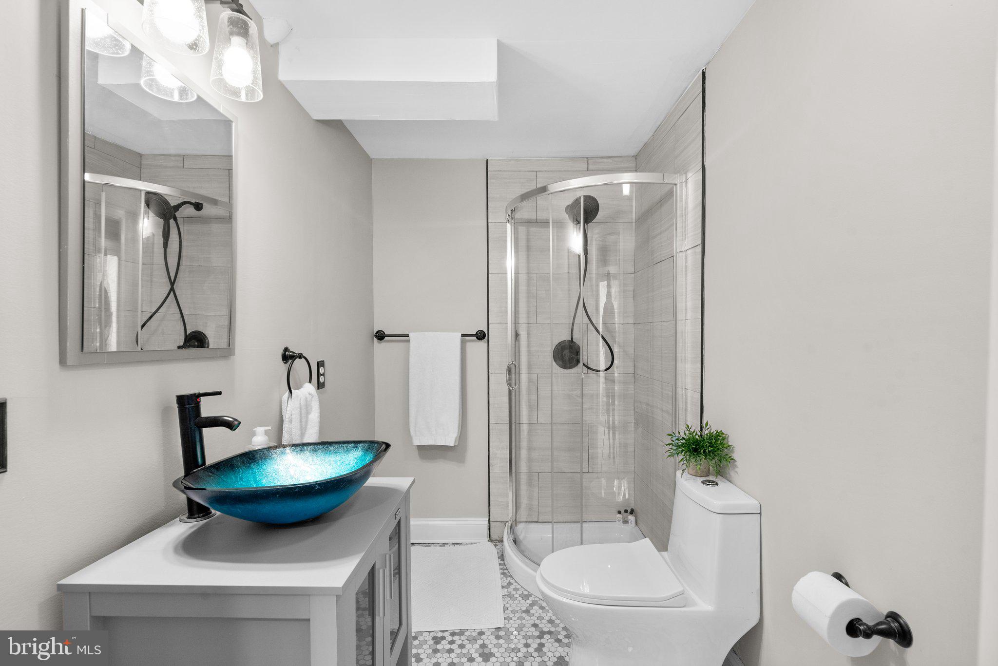 823 CHESTNUT TREE DRIVE