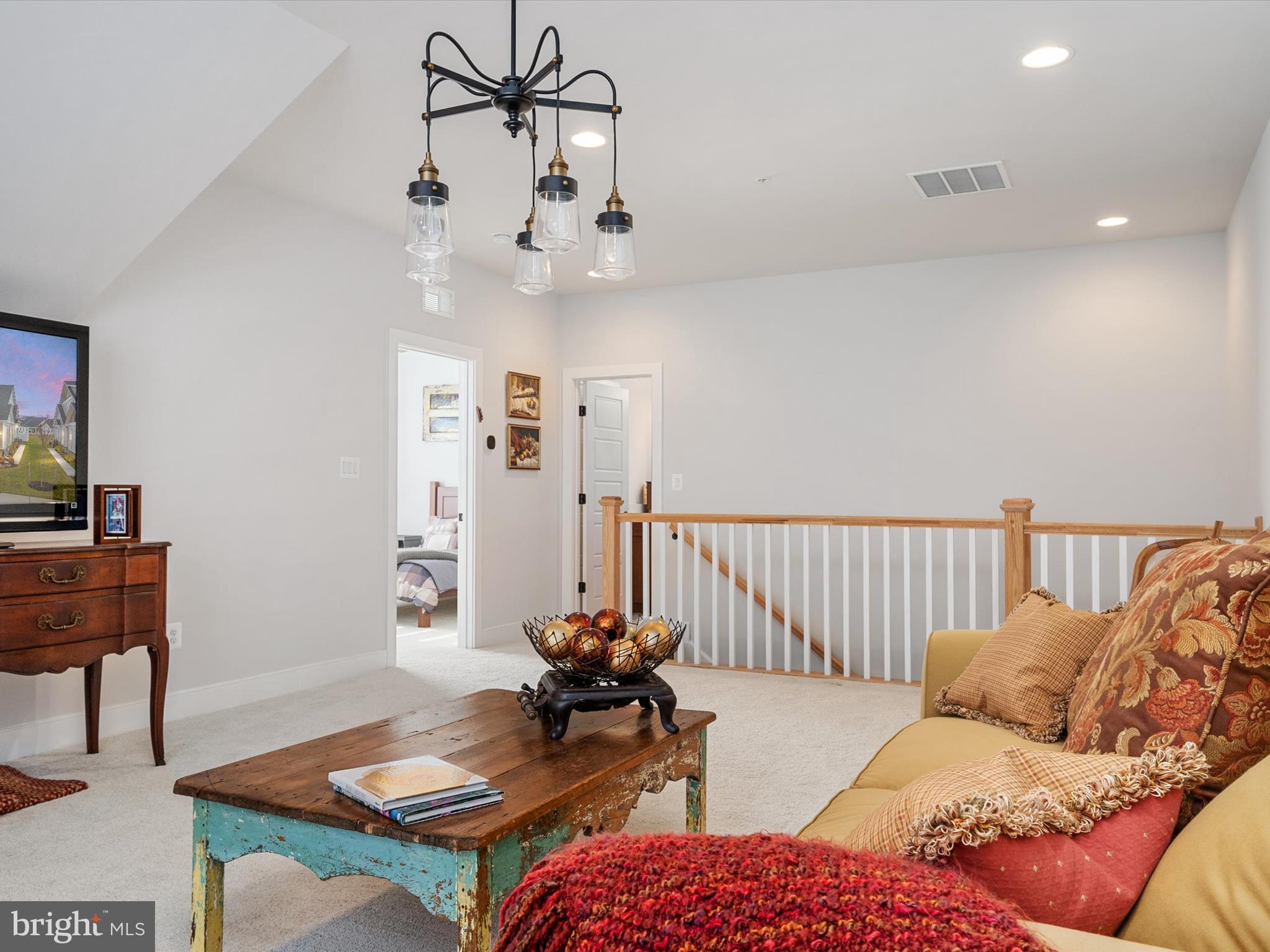 4017 CURLED DOCK LANE