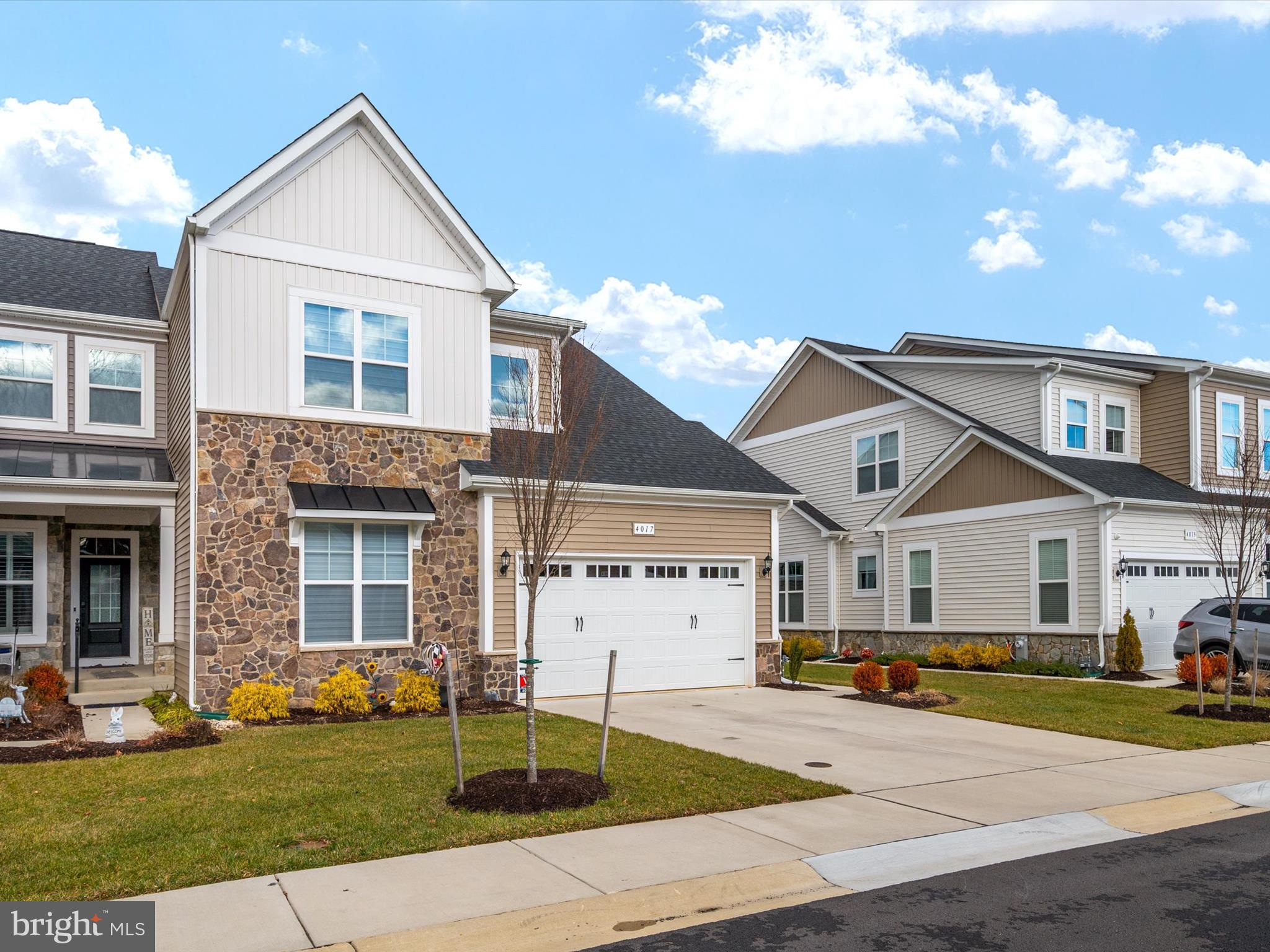 4017 CURLED DOCK LANE