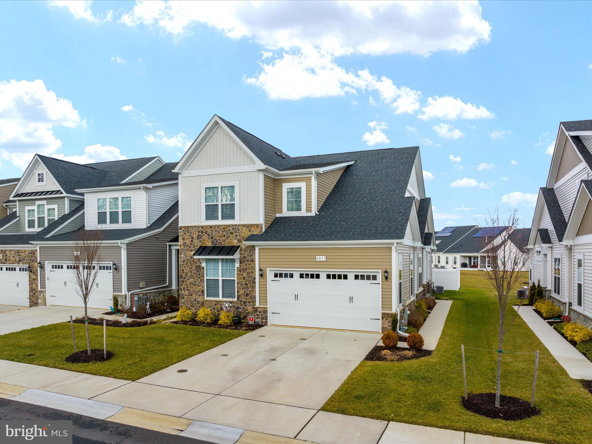 4017 CURLED DOCK LANE