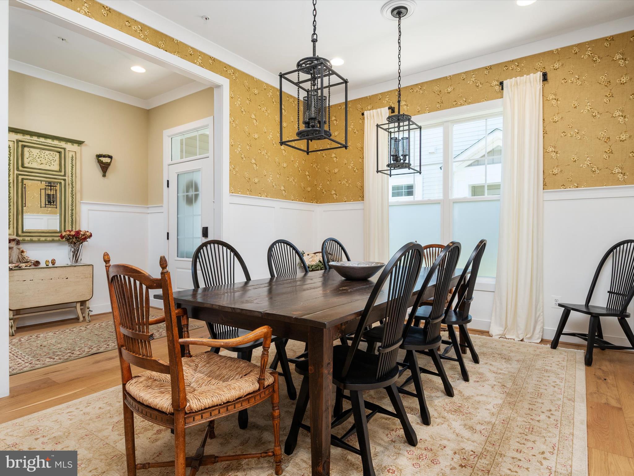 4017 CURLED DOCK LANE