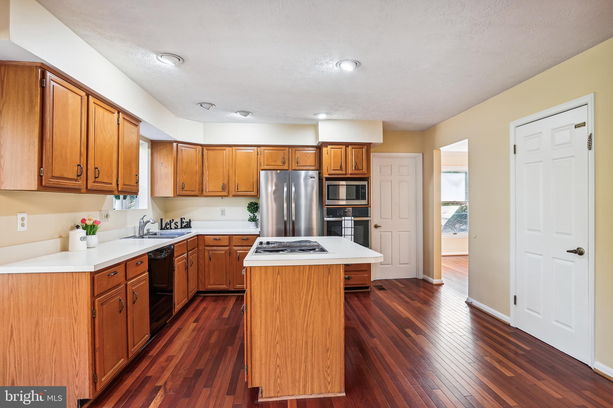 232 LOWER MAGOTHY BEACH ROAD