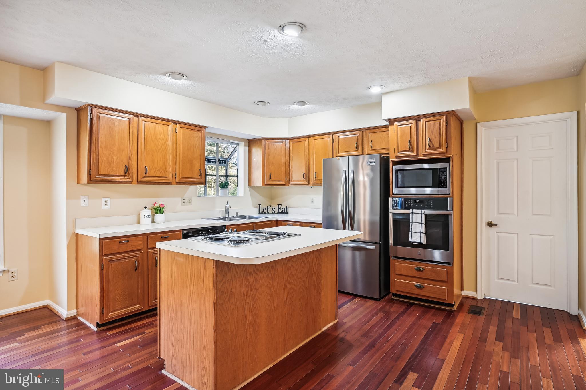 232 LOWER MAGOTHY BEACH ROAD