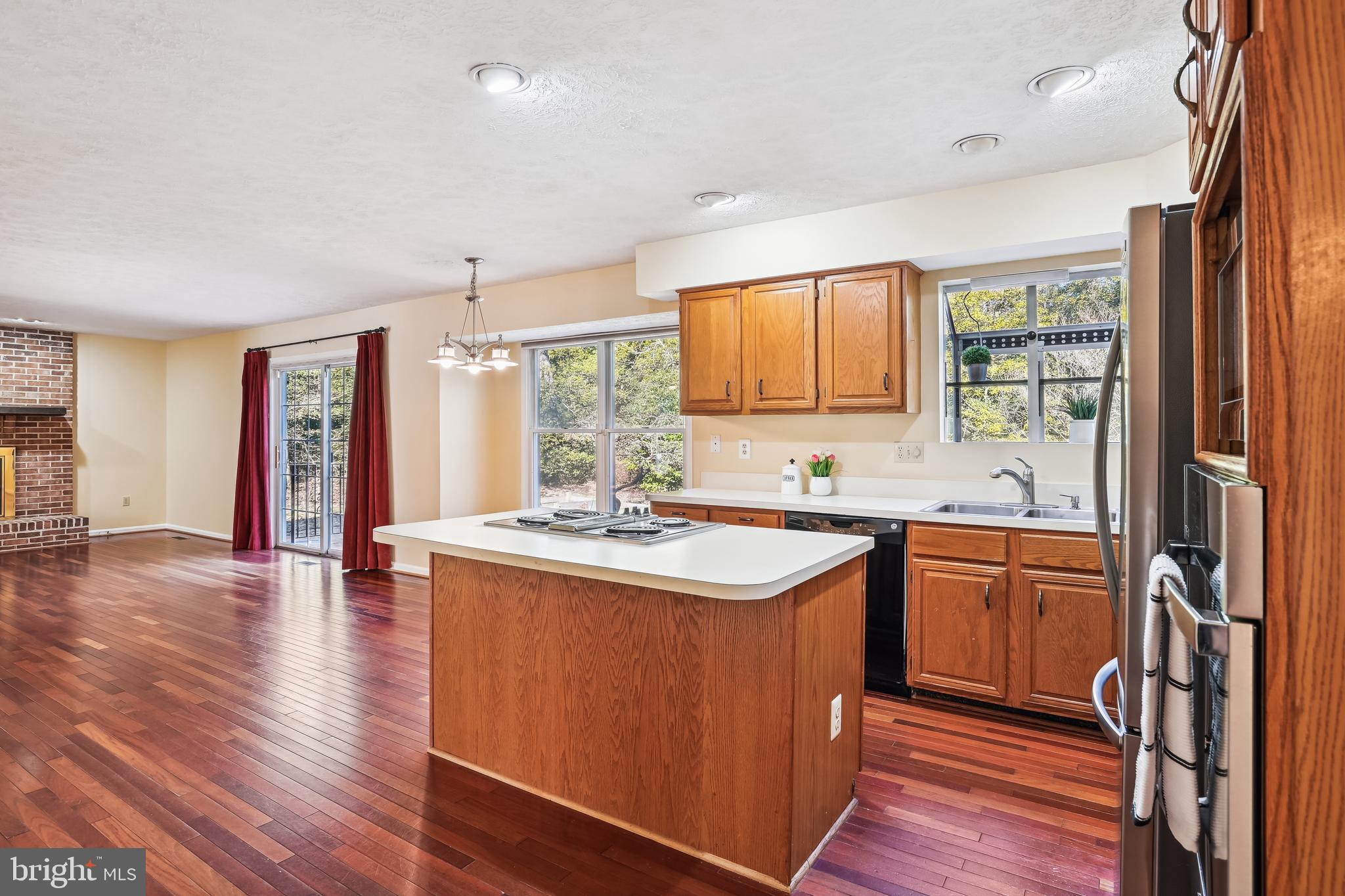 232 LOWER MAGOTHY BEACH ROAD