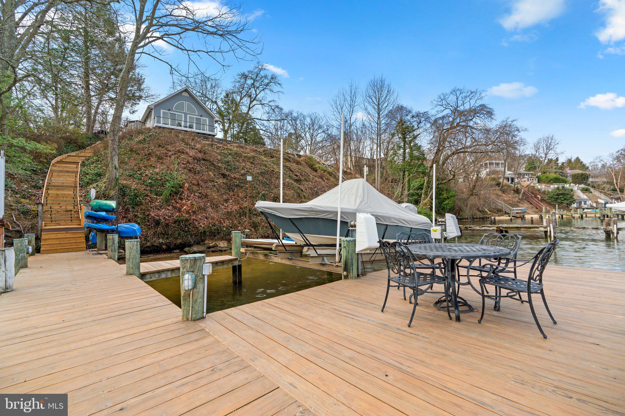 1226 SEVERNVIEW DRIVE