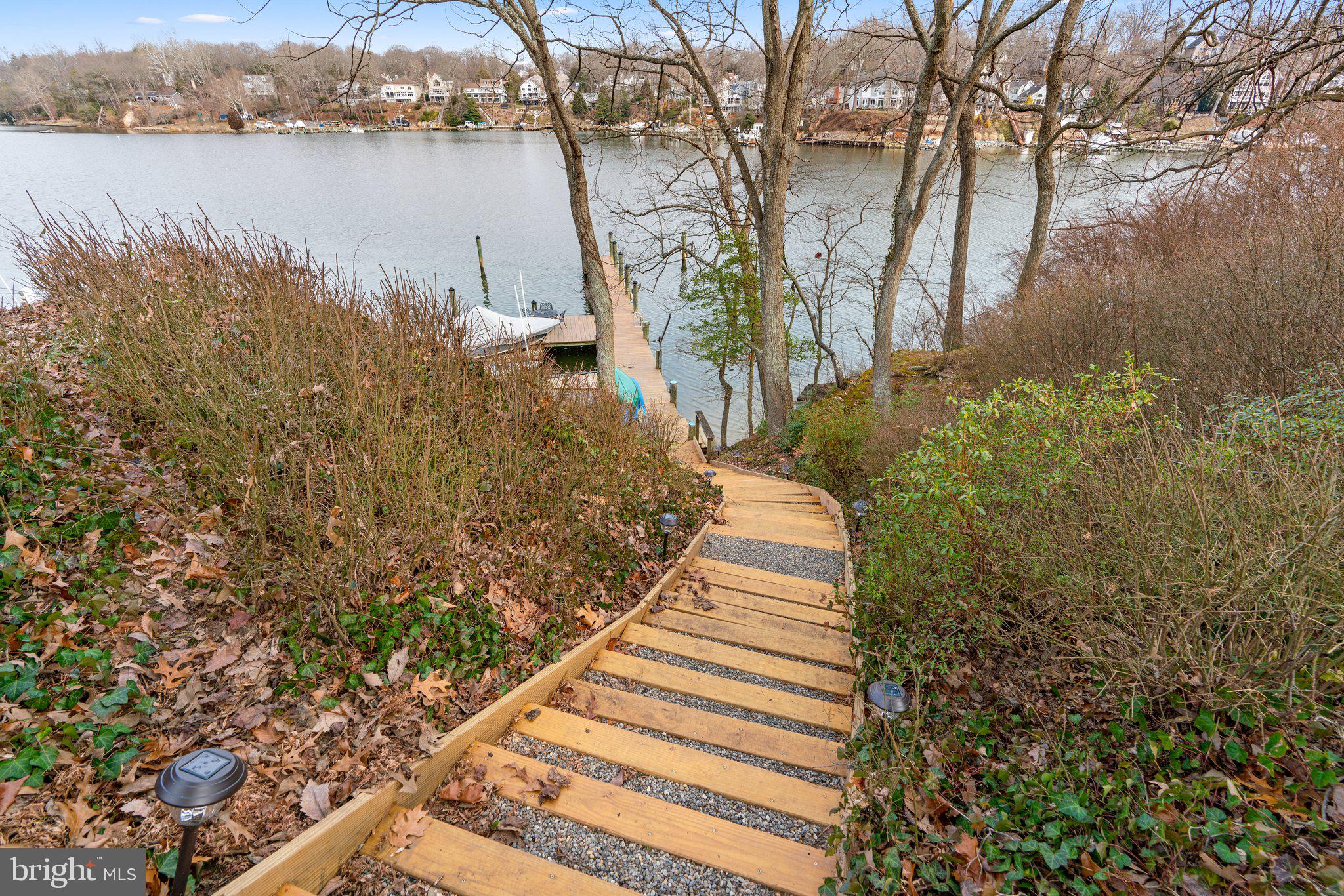 1226 SEVERNVIEW DRIVE