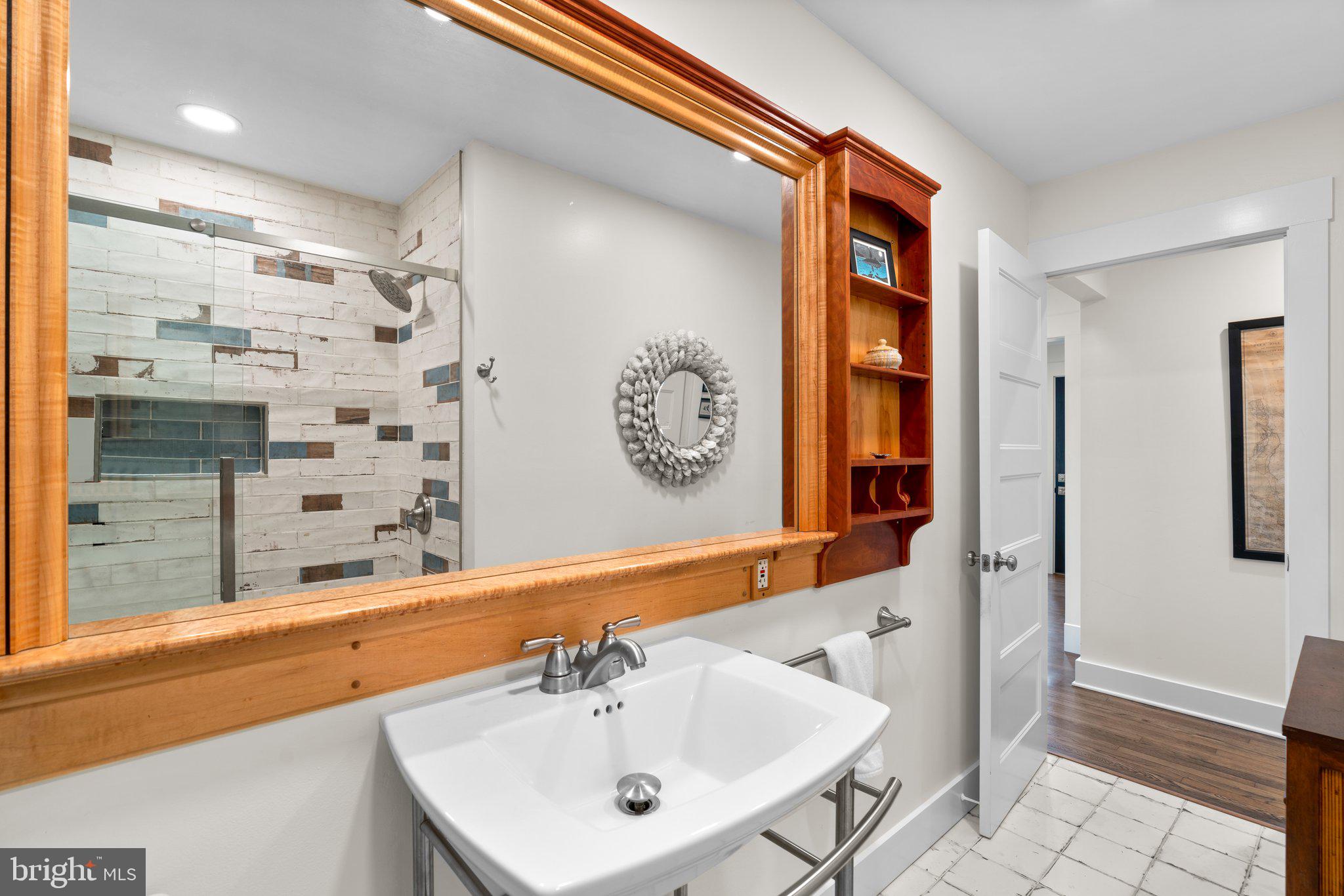 1226 SEVERNVIEW DRIVE