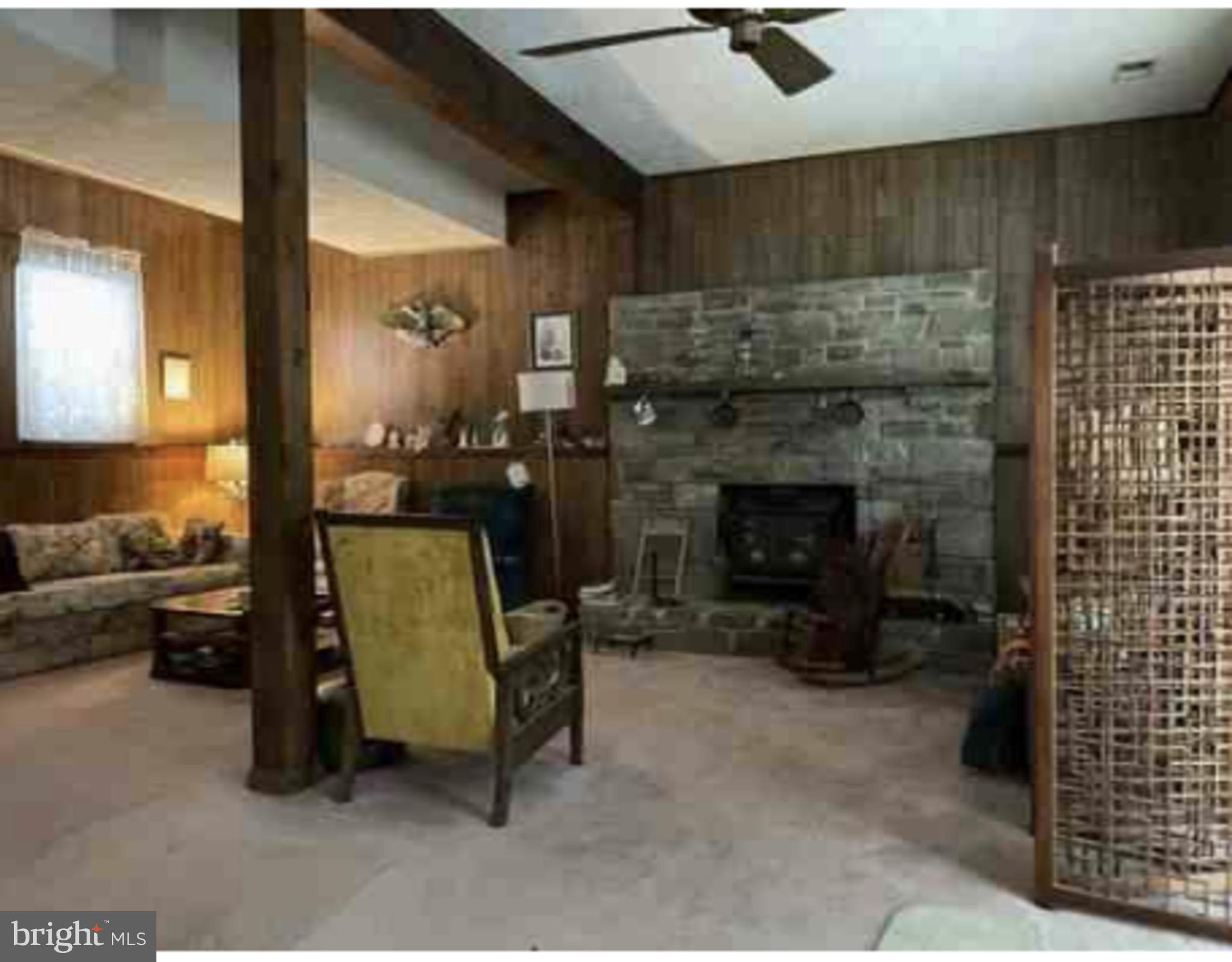5212 COTTONWOOD DRIVE