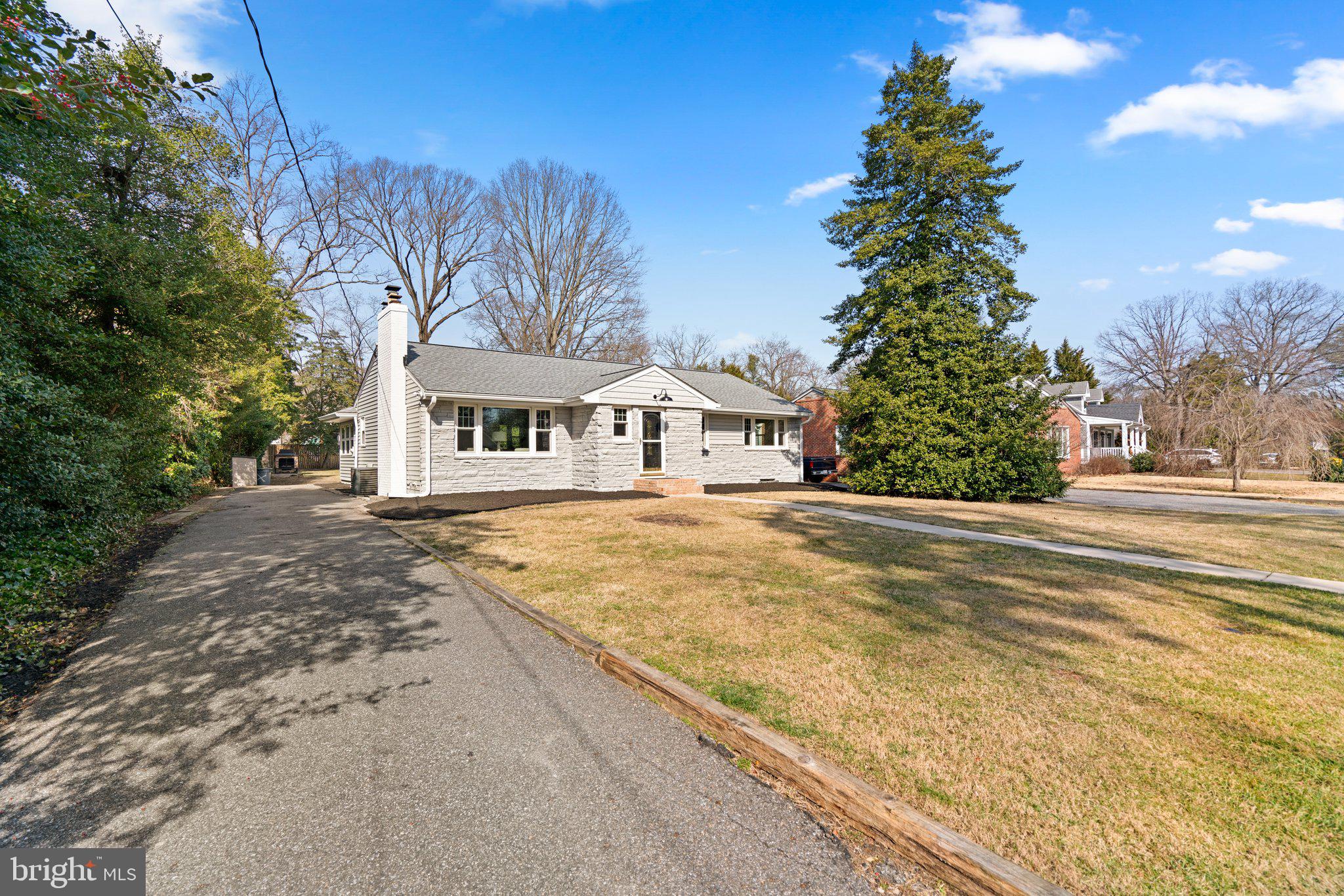 44 HATTON DRIVE