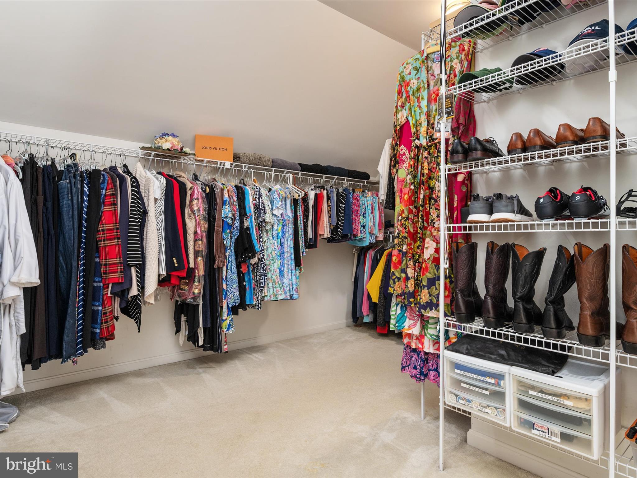 3106 FERN HILL COURT