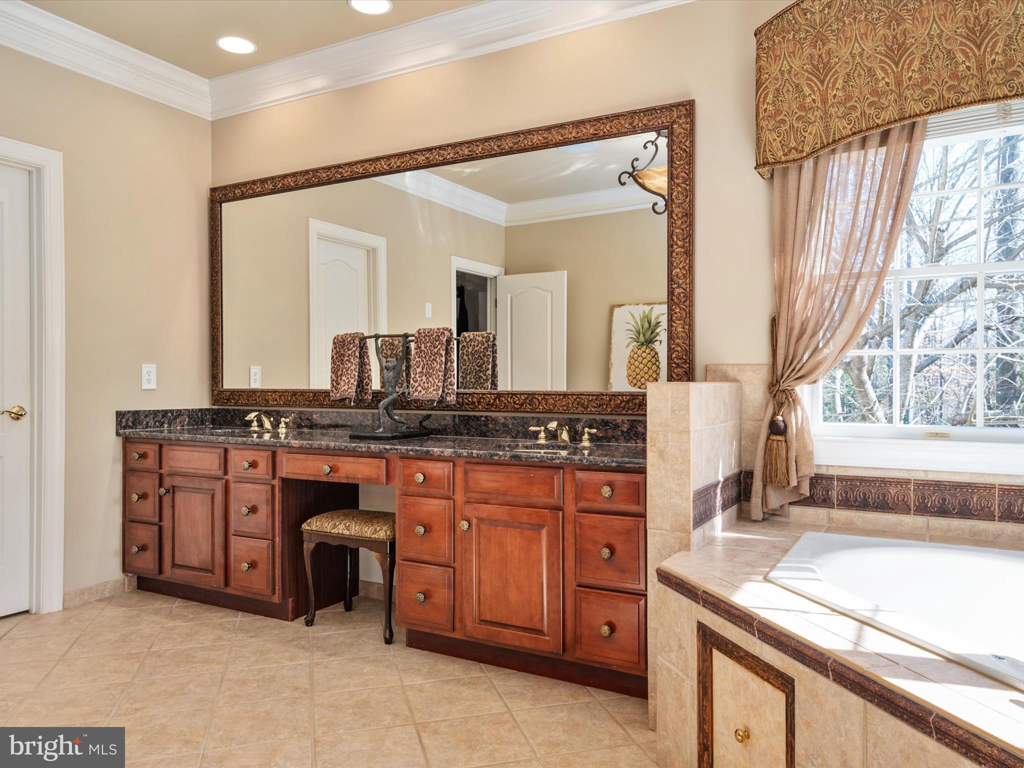 3106 FERN HILL COURT
