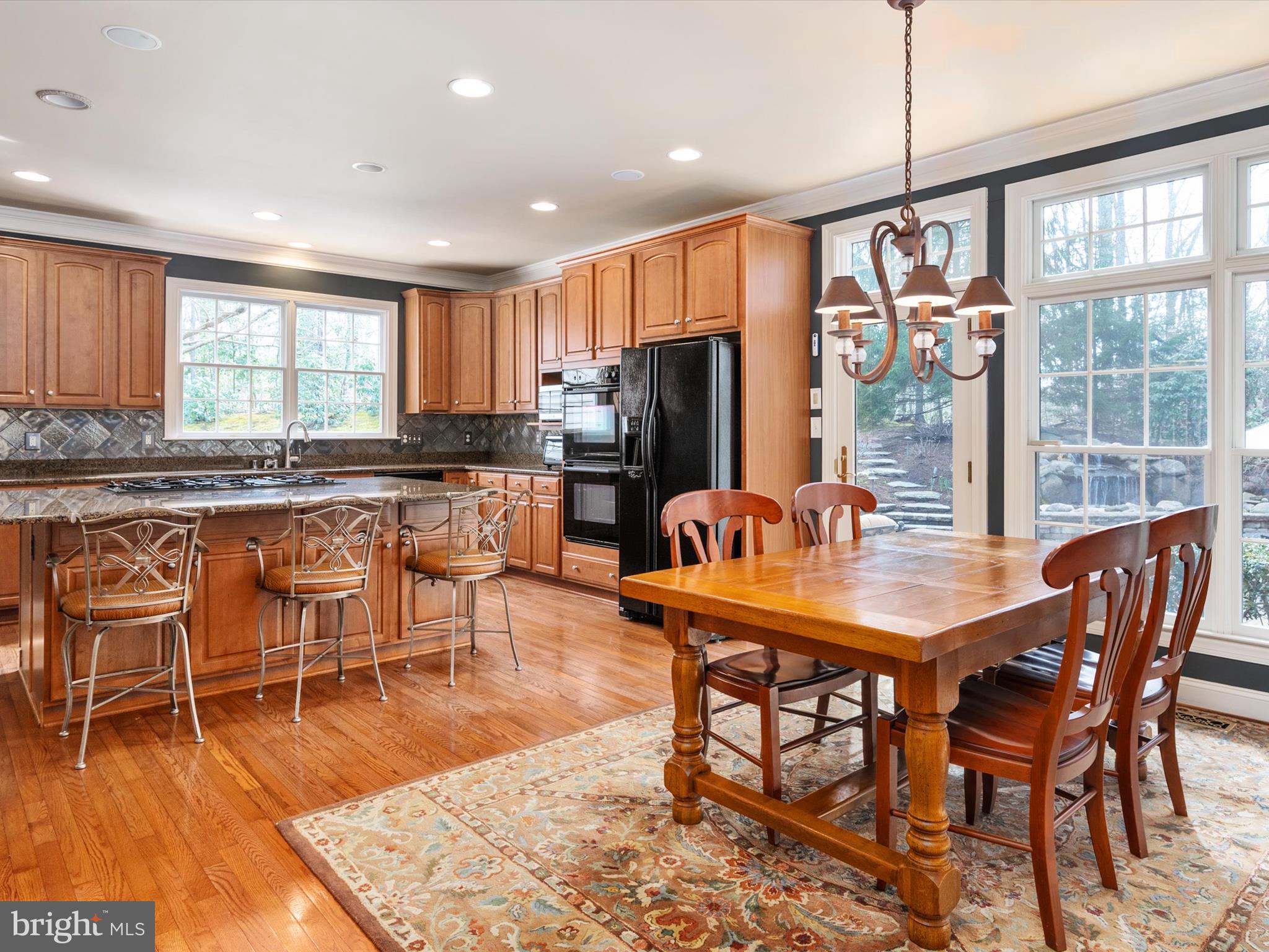 3106 FERN HILL COURT