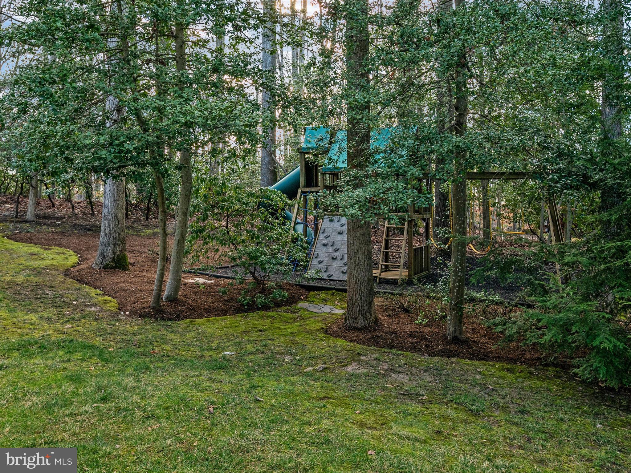 3106 FERN HILL COURT