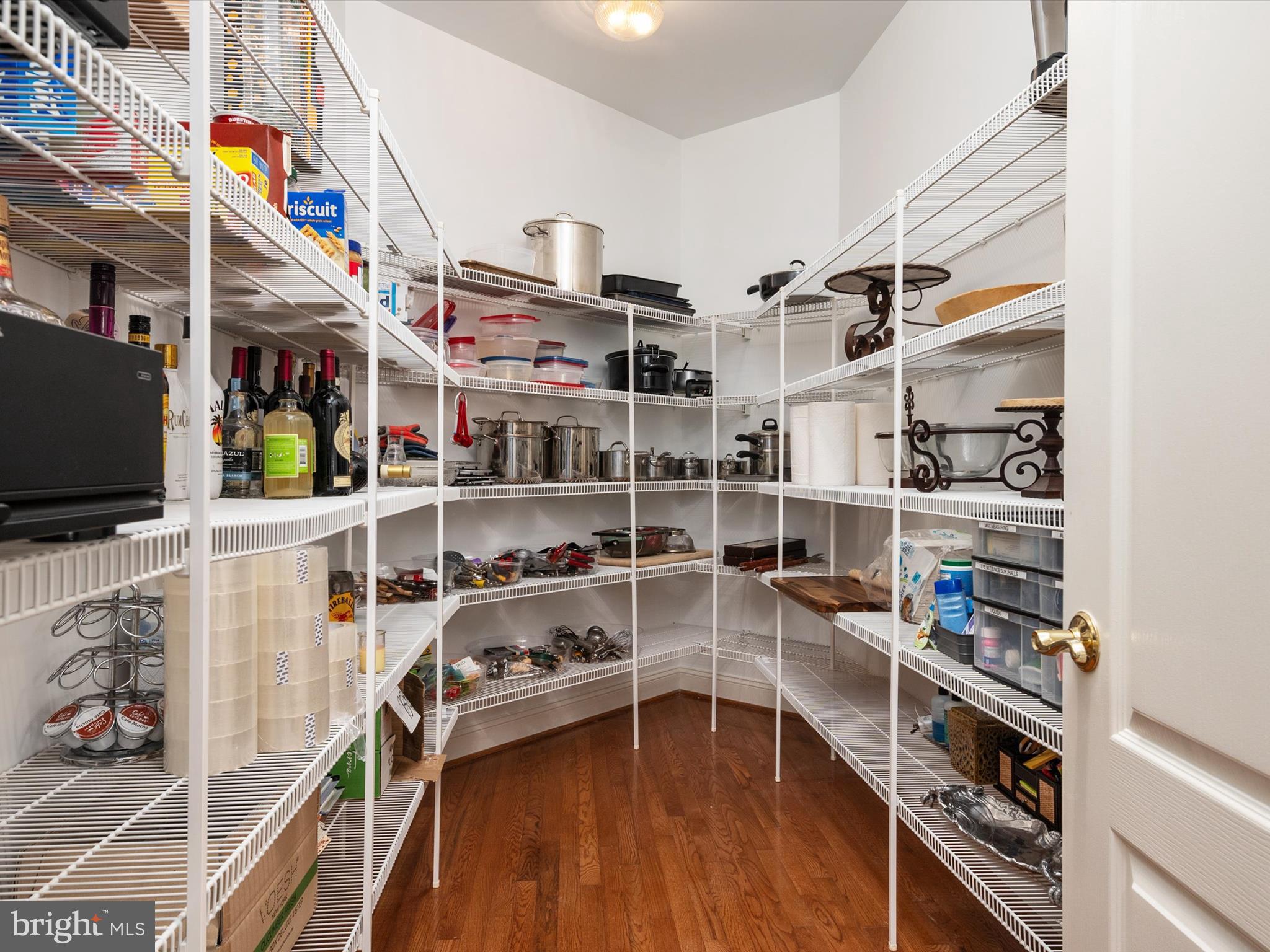 3106 FERN HILL COURT