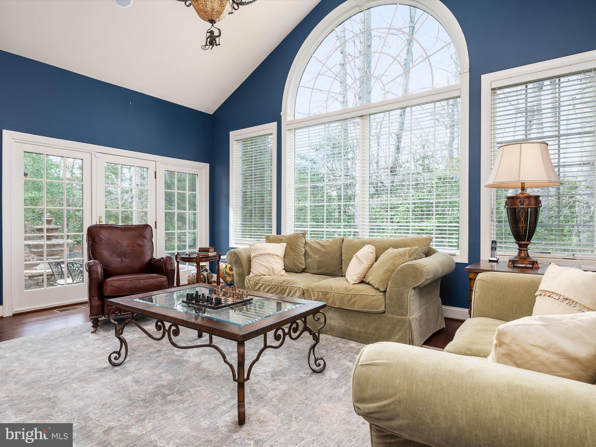 3106 FERN HILL COURT