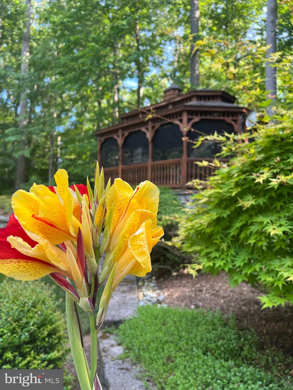 3106 FERN HILL COURT