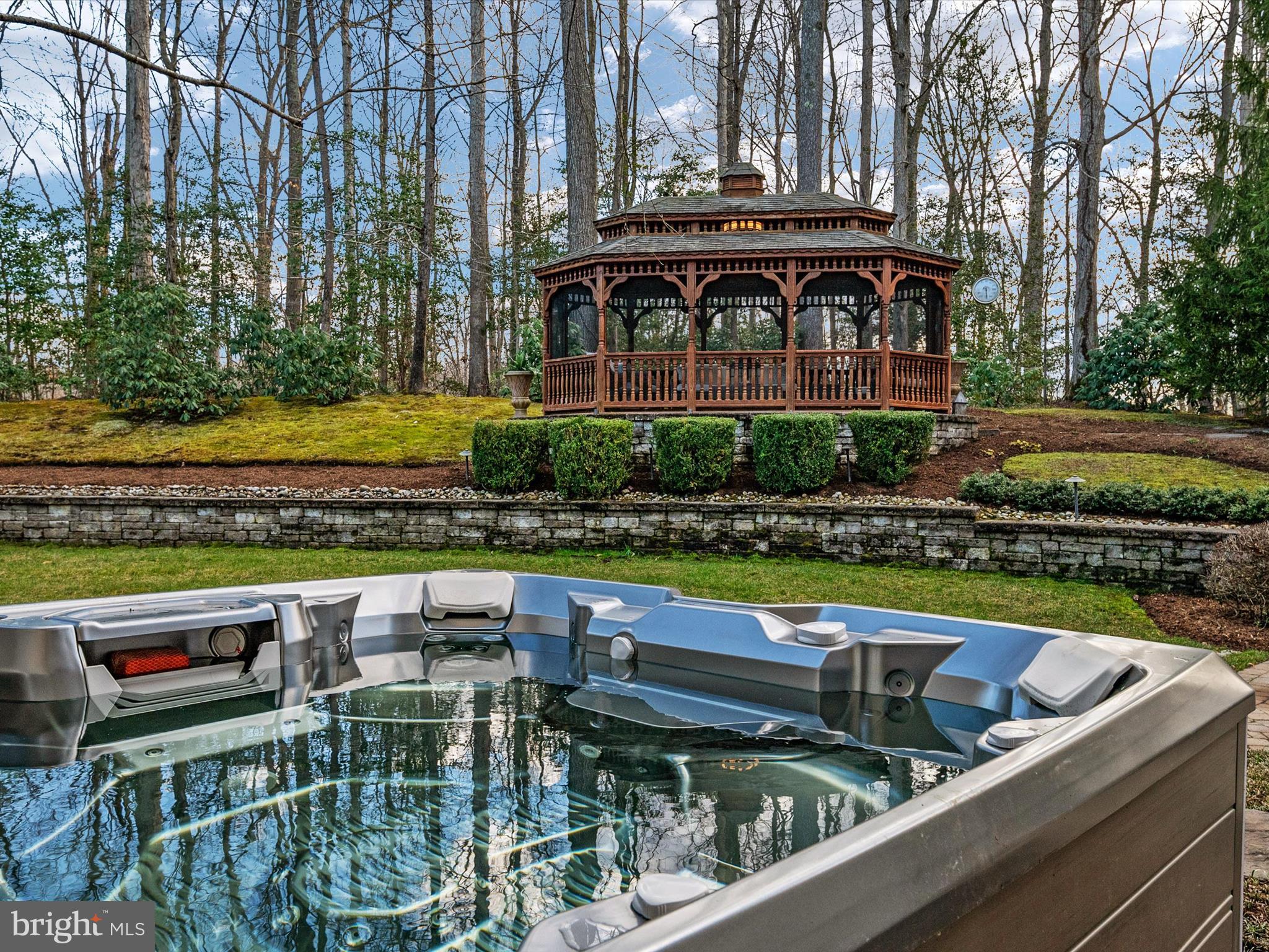 3106 FERN HILL COURT