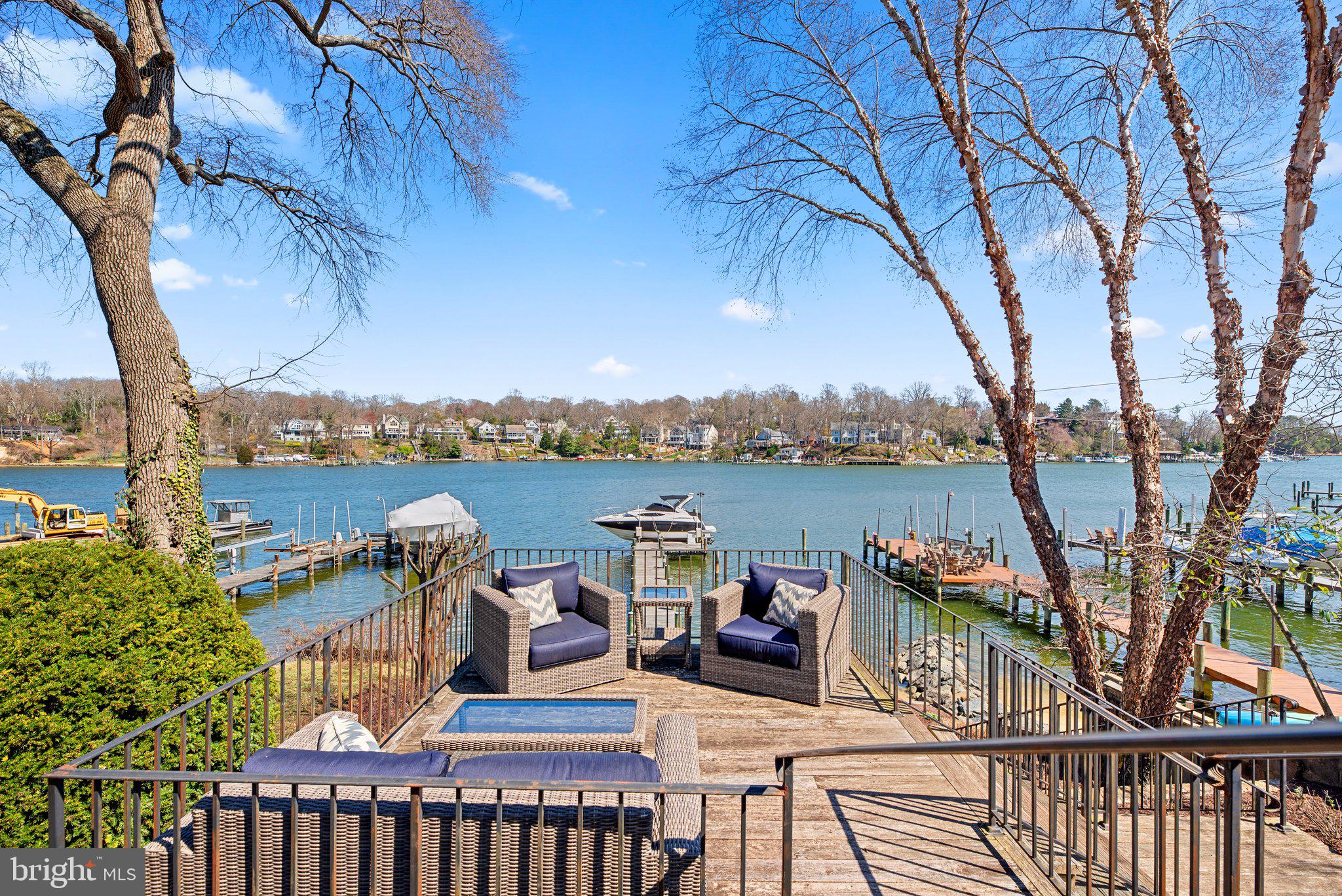 1210 SEVERNVIEW DRIVE