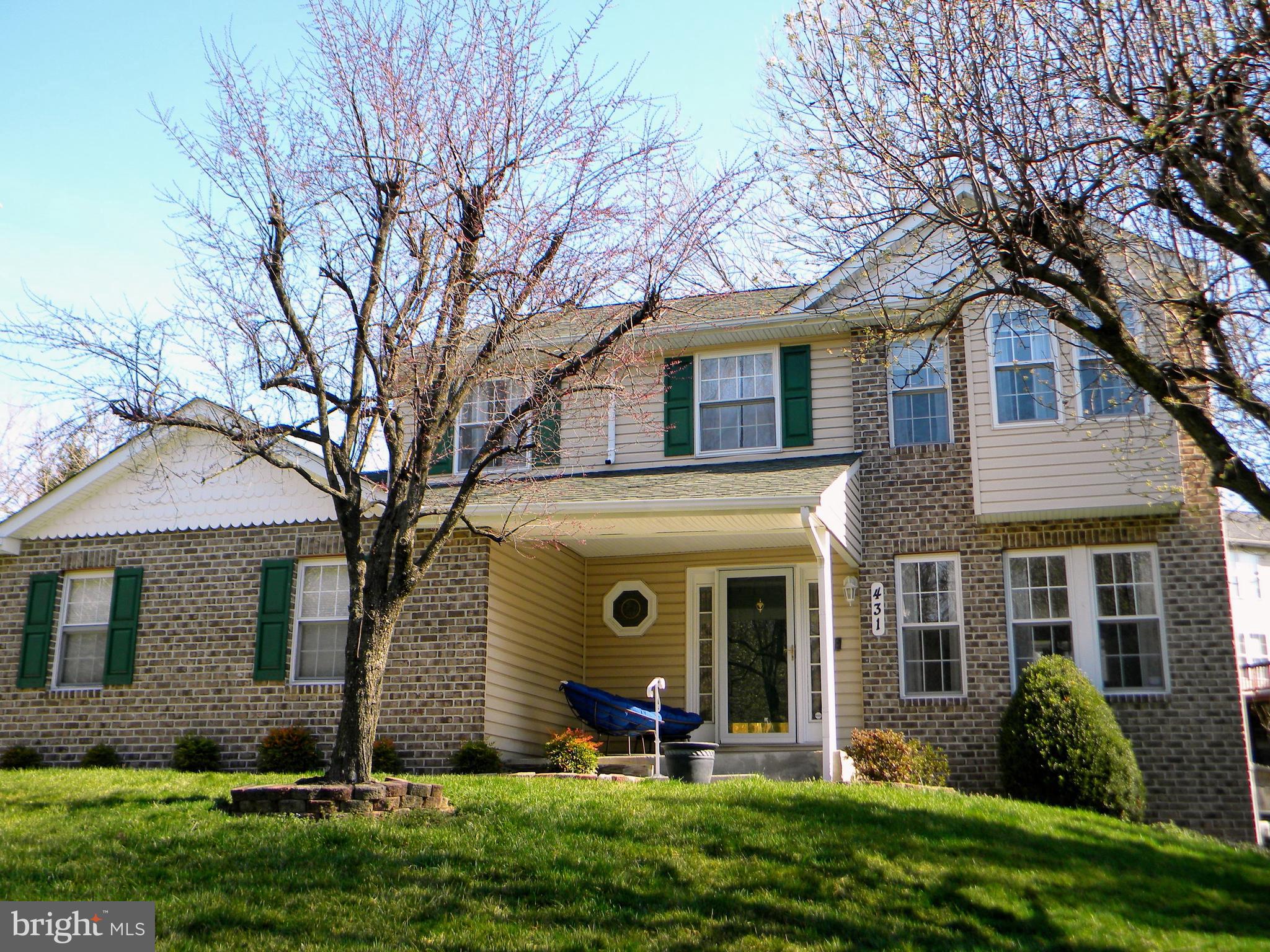 431 TWIN OAKS ROAD