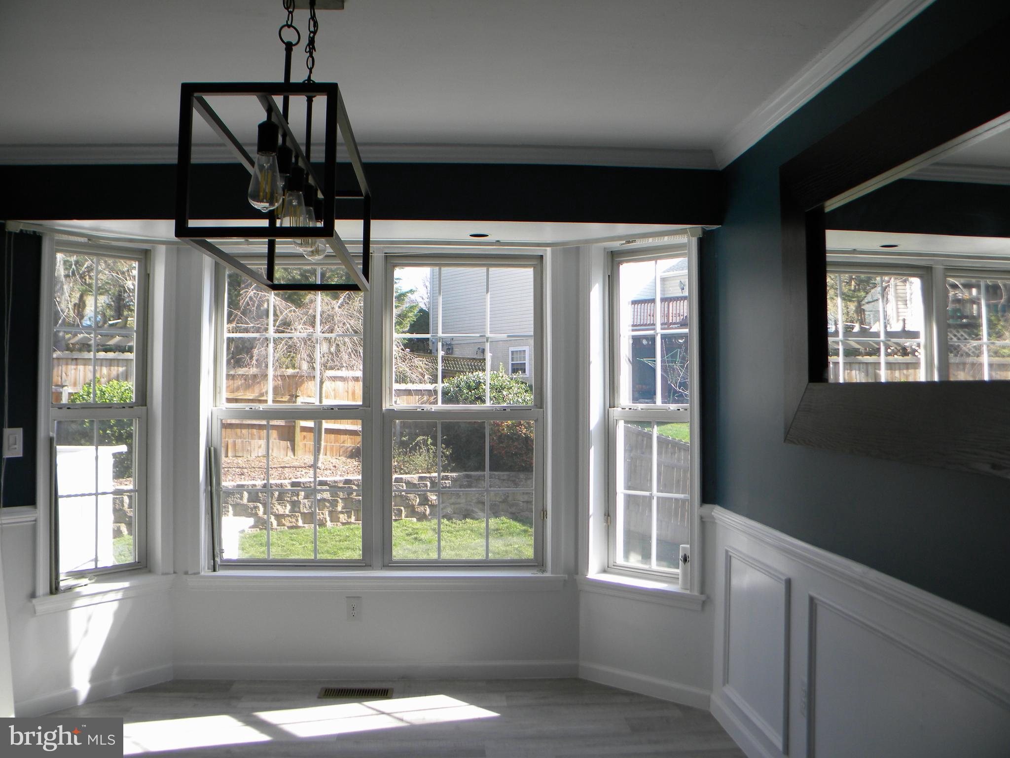 431 TWIN OAKS ROAD