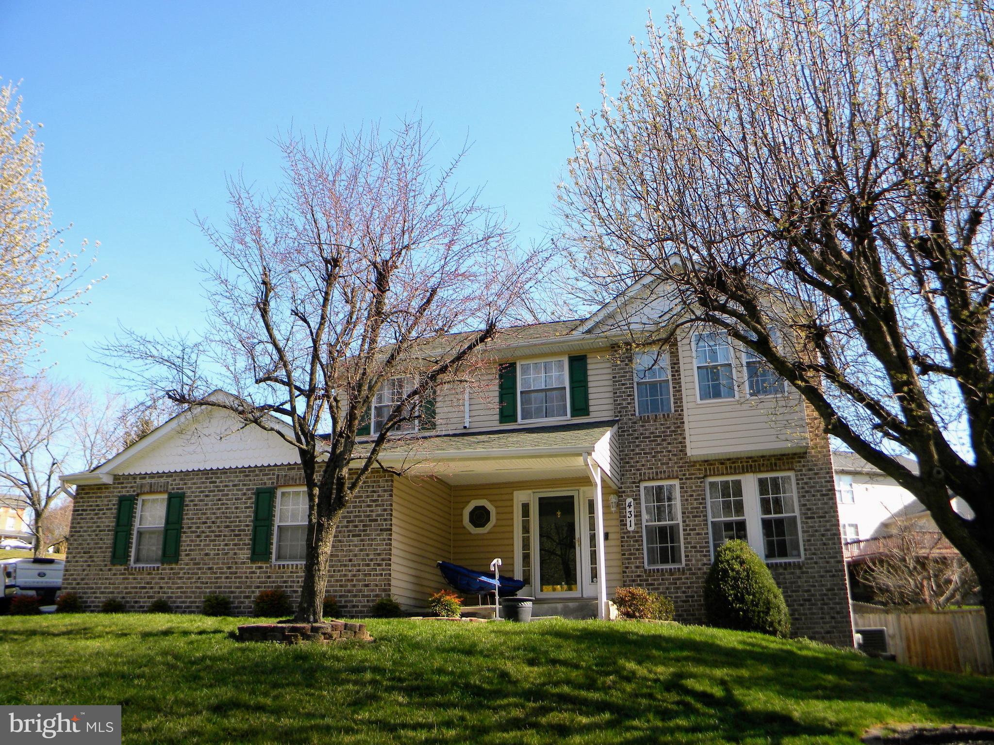 431 TWIN OAKS ROAD