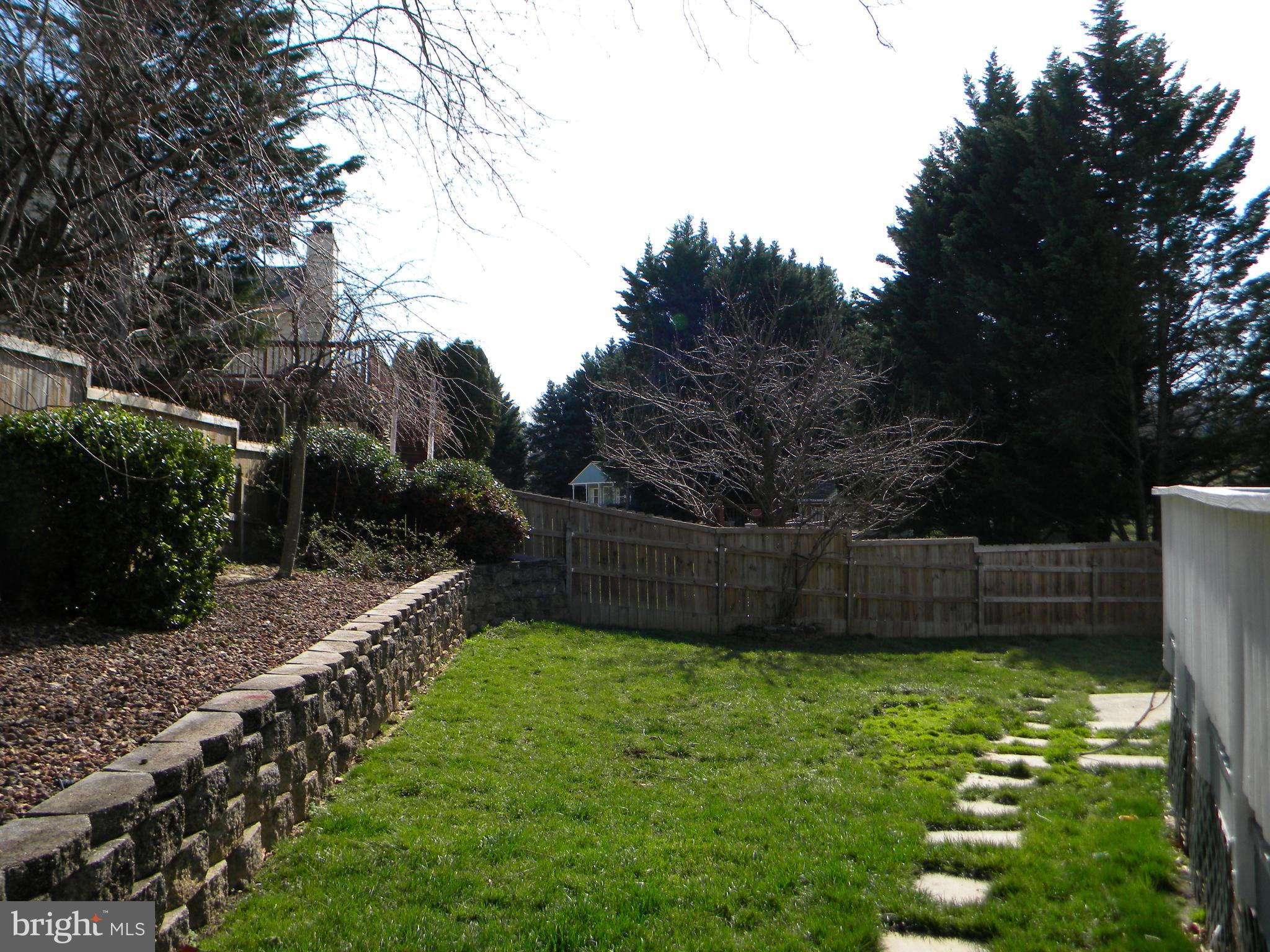 431 TWIN OAKS ROAD