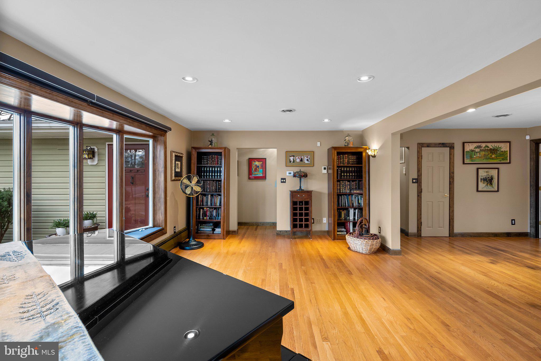 8 MARBURY ROAD