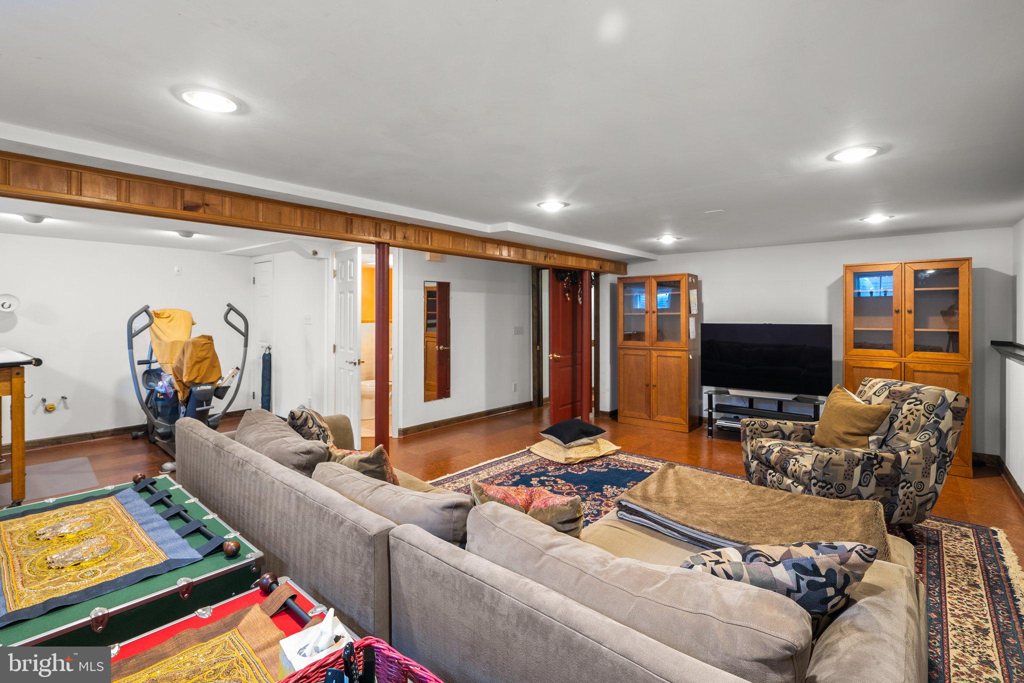 8 MARBURY ROAD
