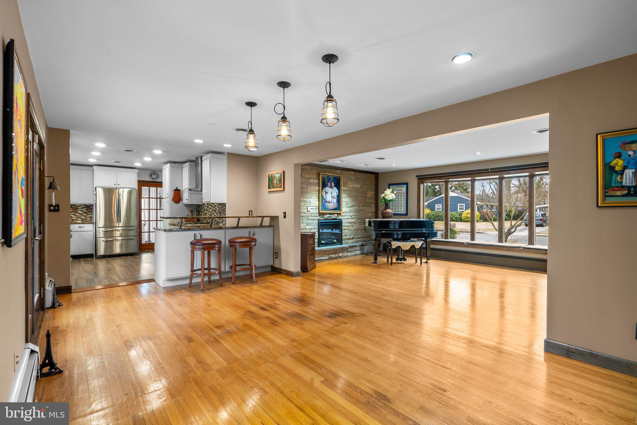 8 MARBURY ROAD
