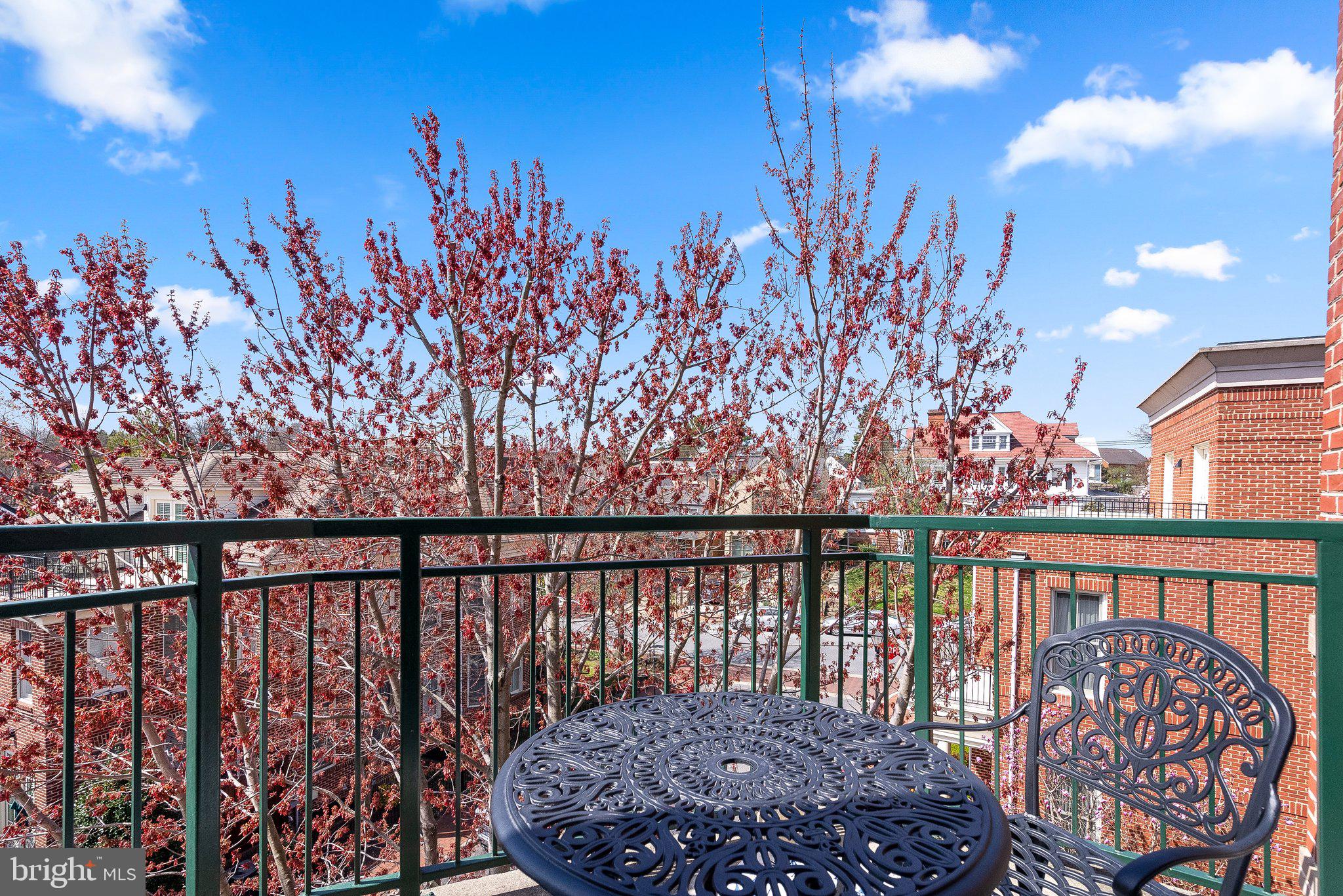 66 FRANKLIN STREET 411