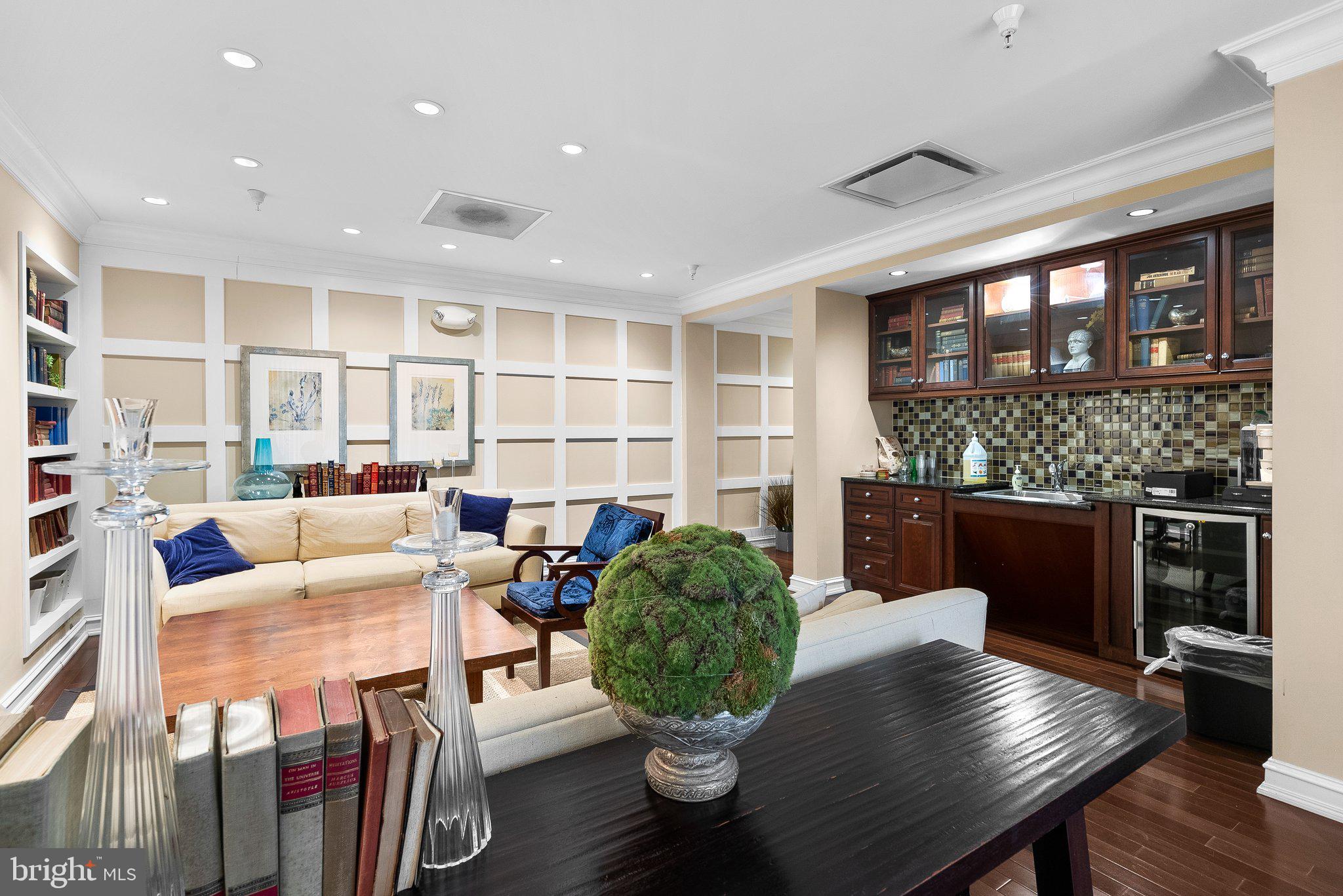 66 FRANKLIN STREET 411