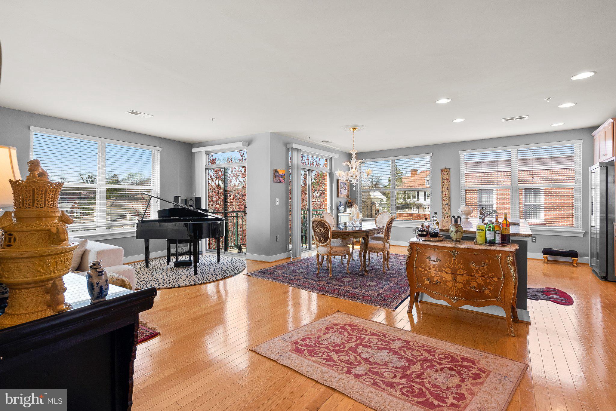 66 FRANKLIN STREET 411