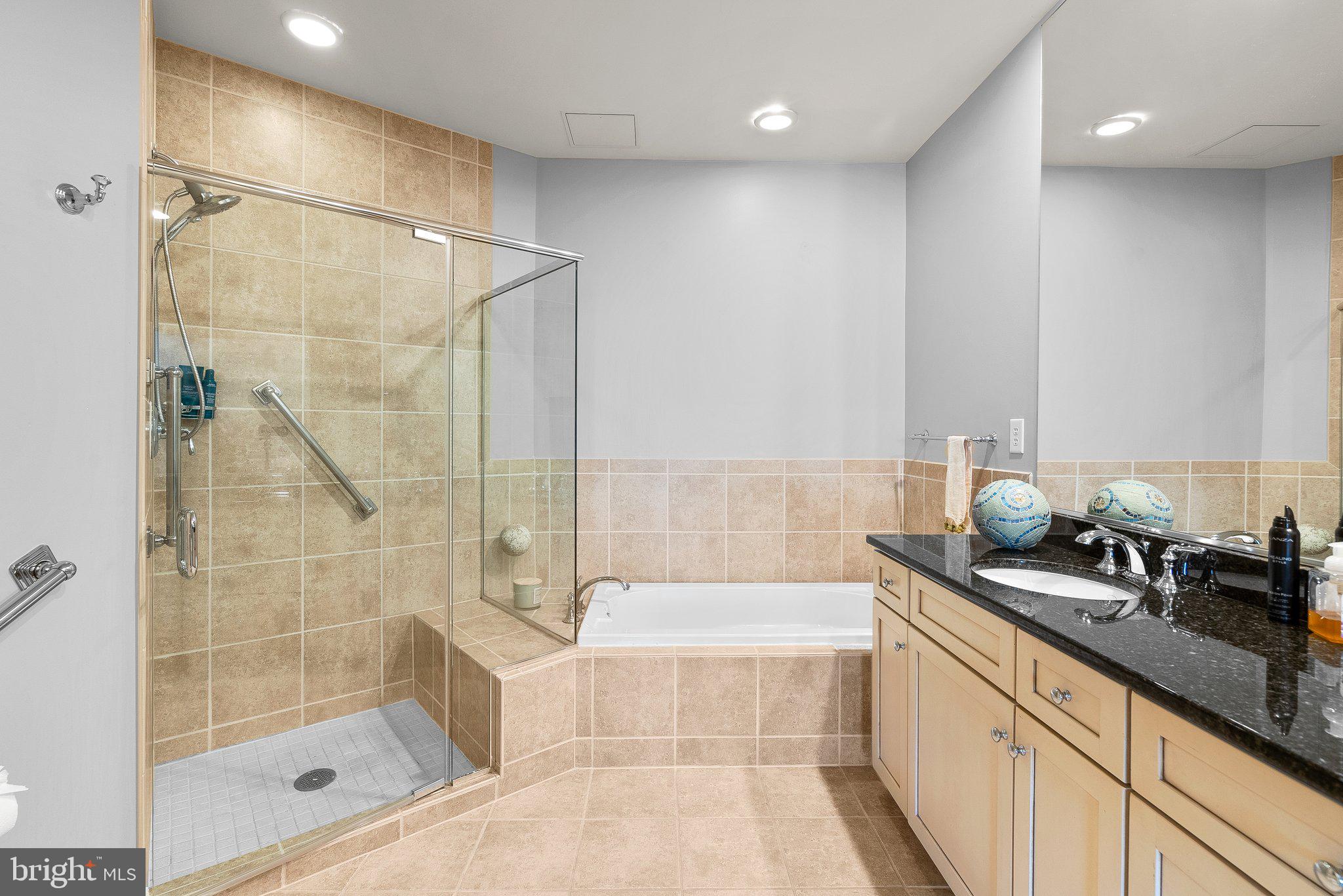 66 FRANKLIN STREET 411