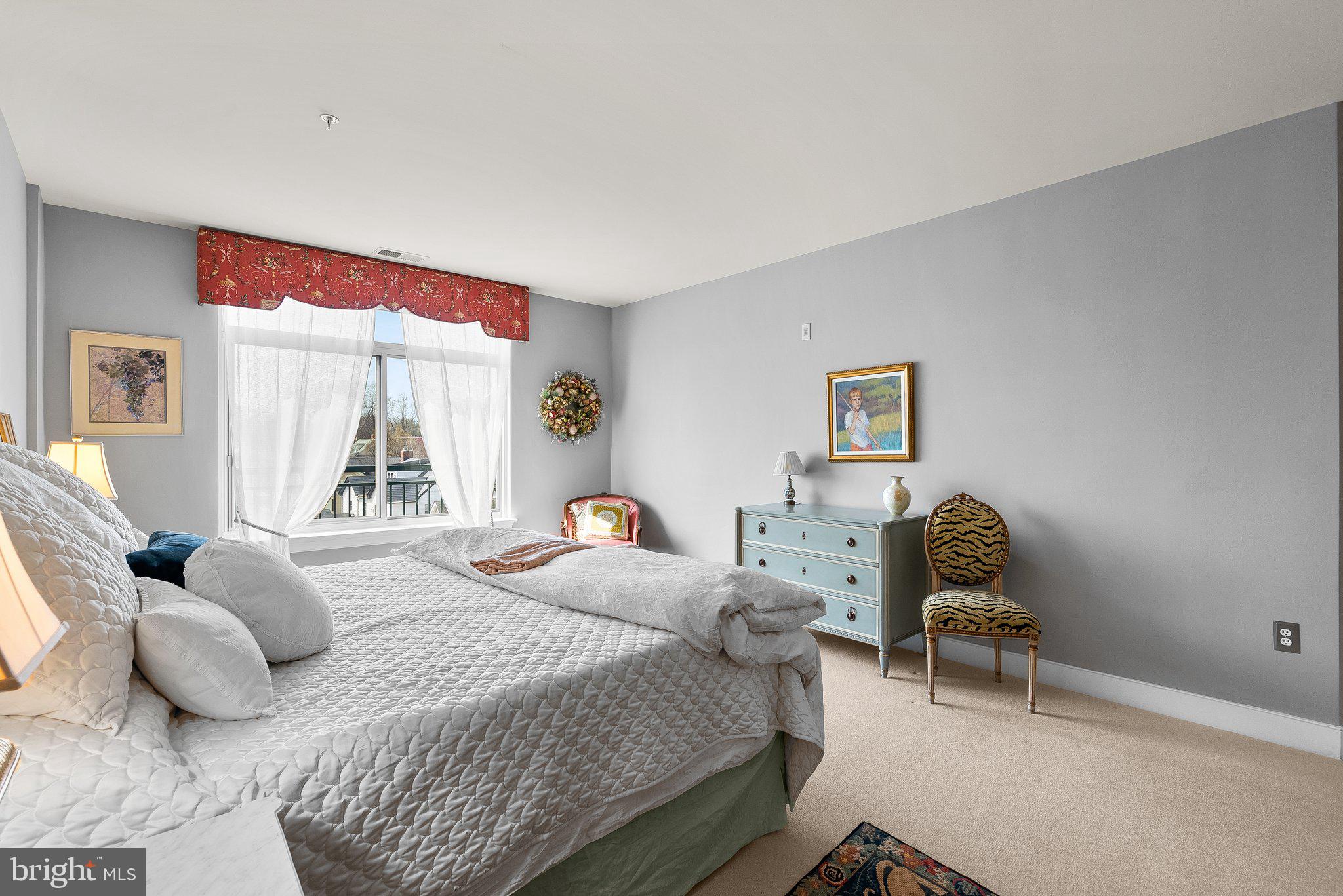 66 FRANKLIN STREET 411