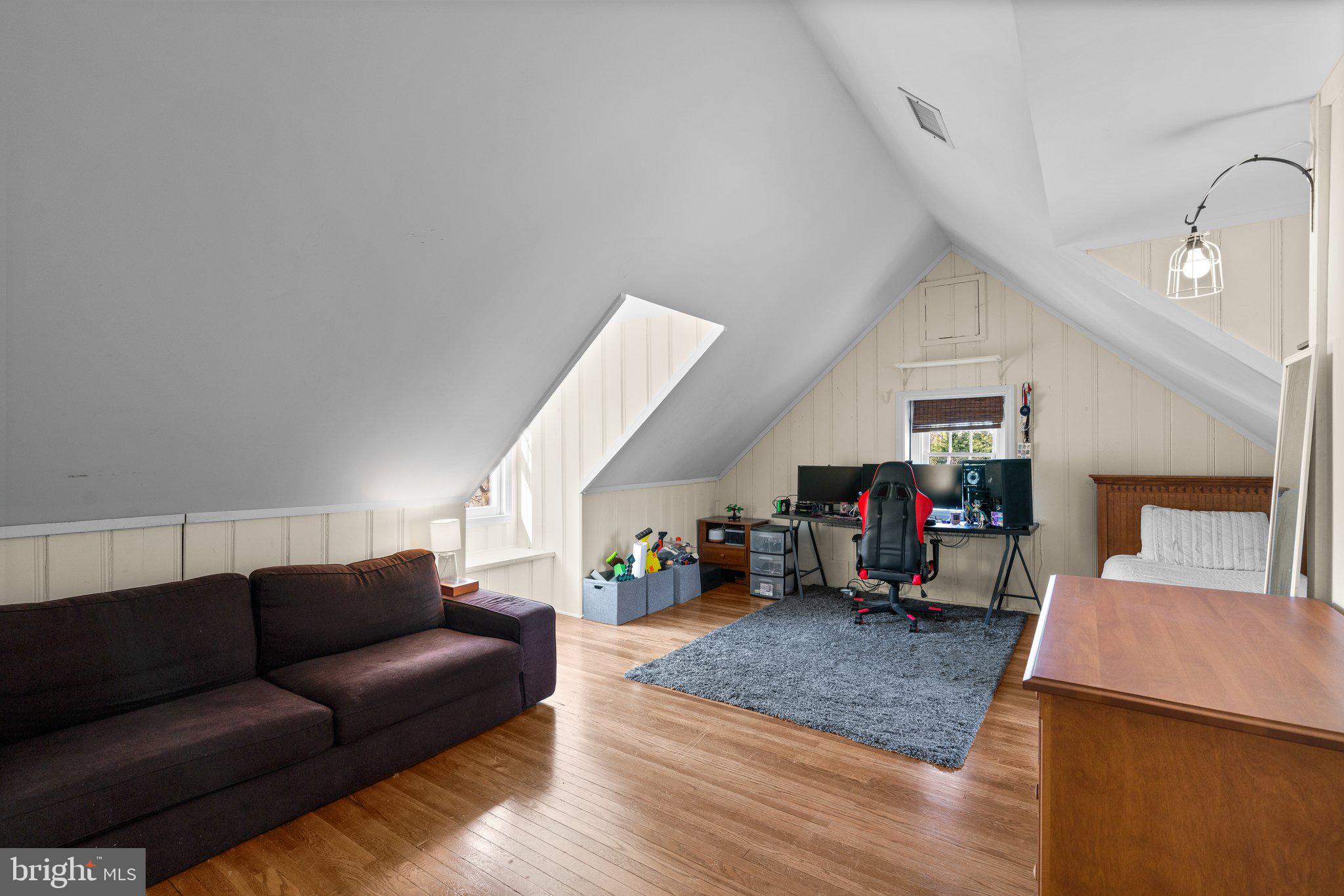 102 ASKEWTON ROAD
