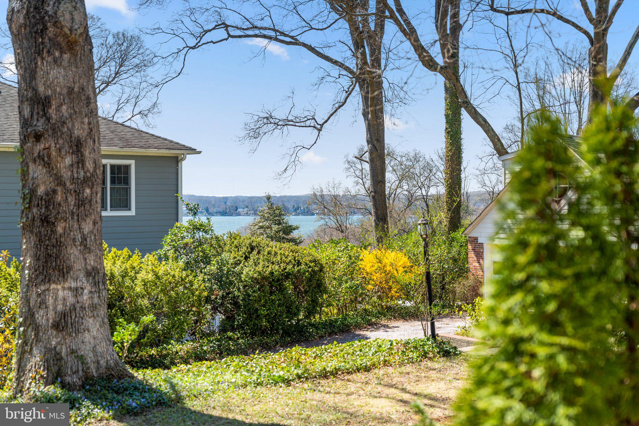 102 ASKEWTON ROAD
