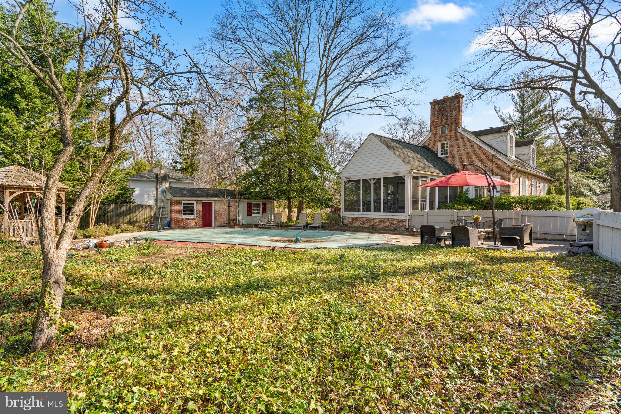 102 ASKEWTON ROAD