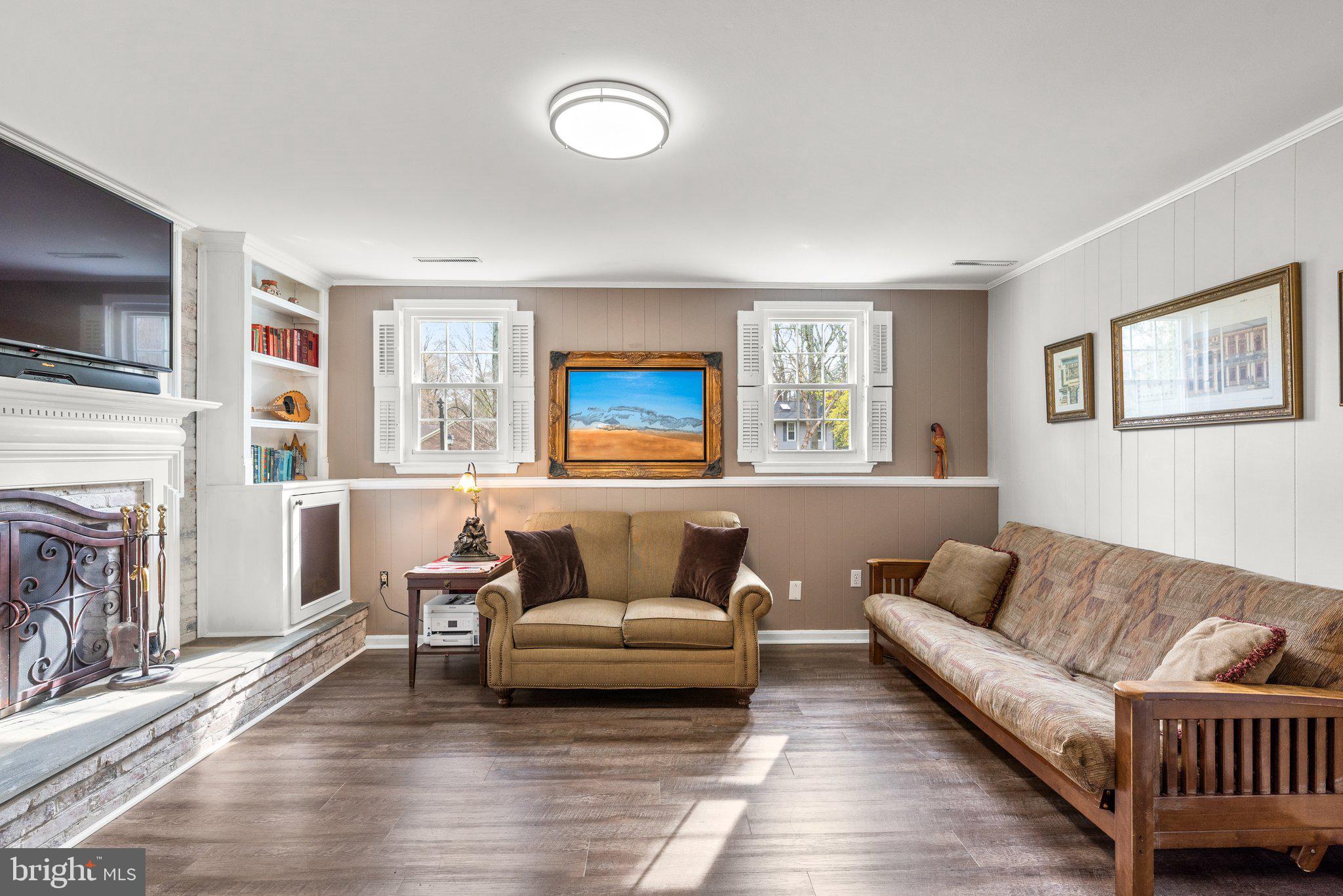 387 HARTMAN DRIVE