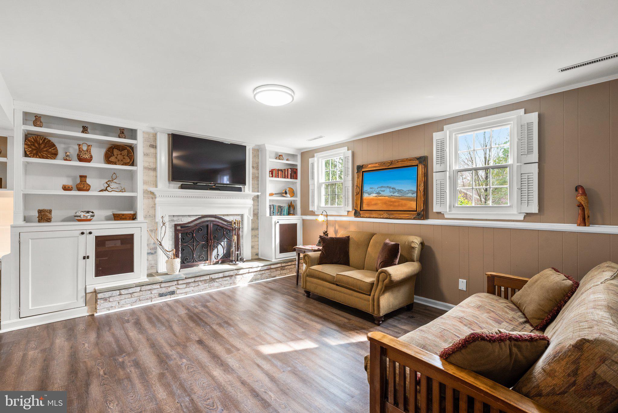 387 HARTMAN DRIVE